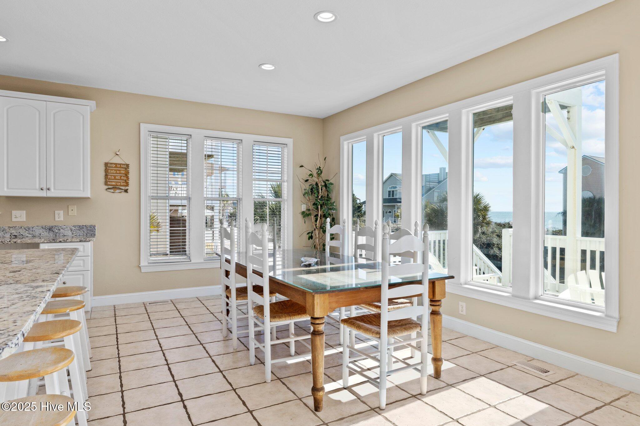9711 Dolphin Ridge Road Property Photo 11
