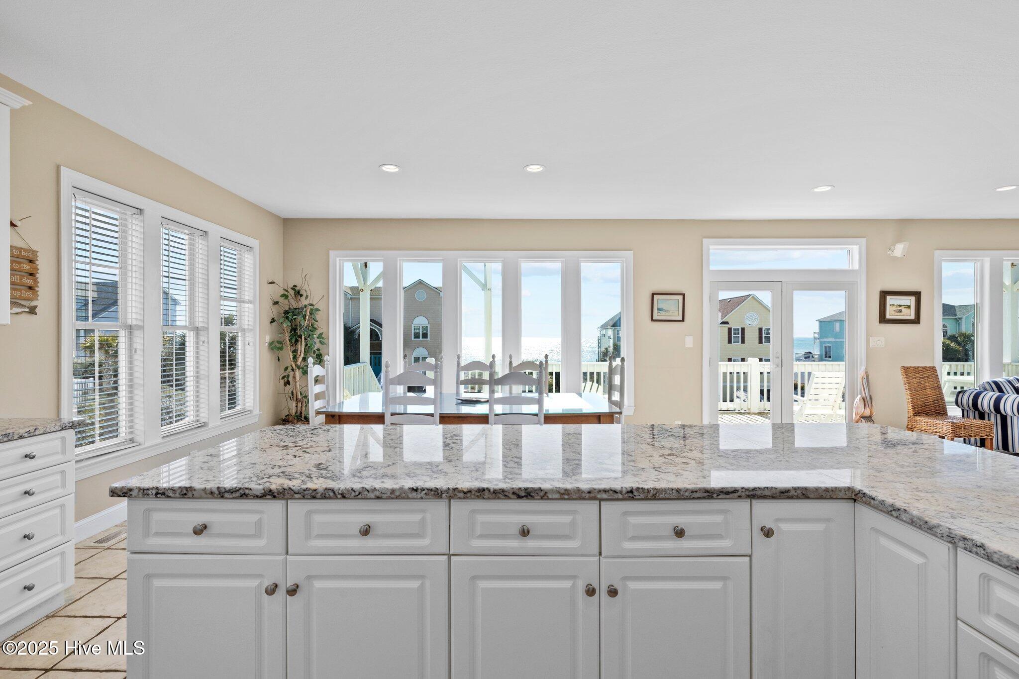 9711 Dolphin Ridge Road Property Photo 15