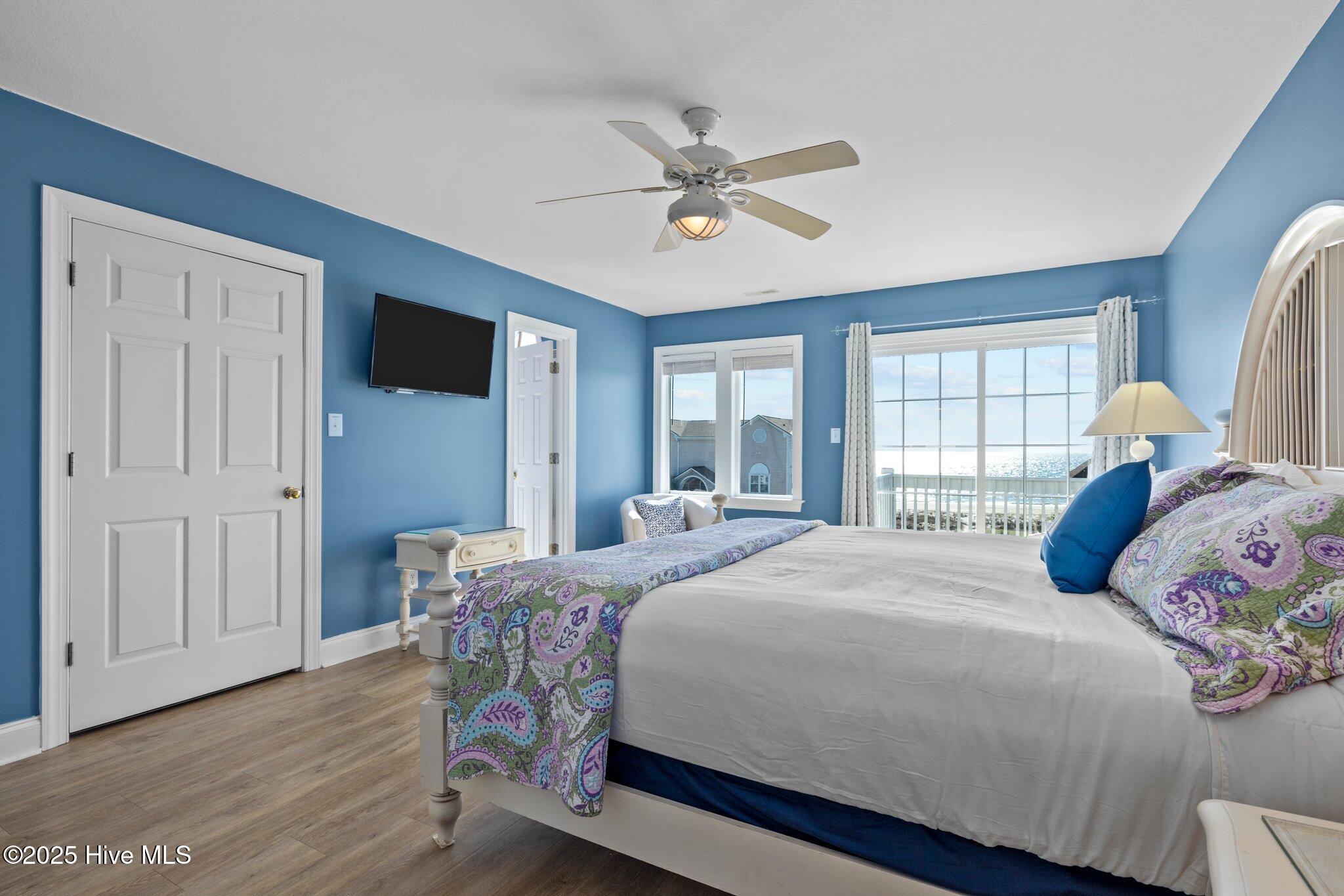 9711 Dolphin Ridge Road Property Photo 32