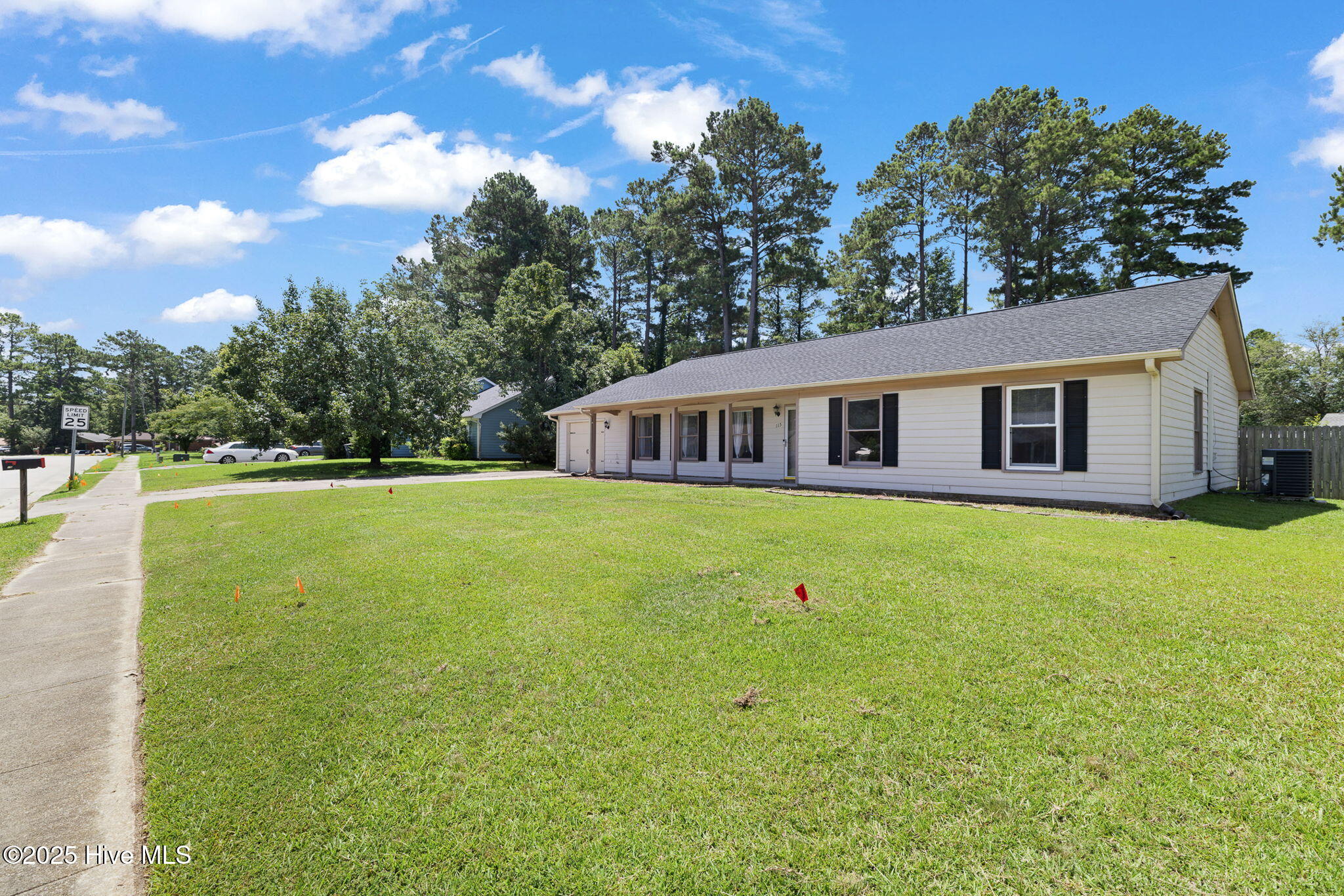 115 Valencia Drive Property Photo 3