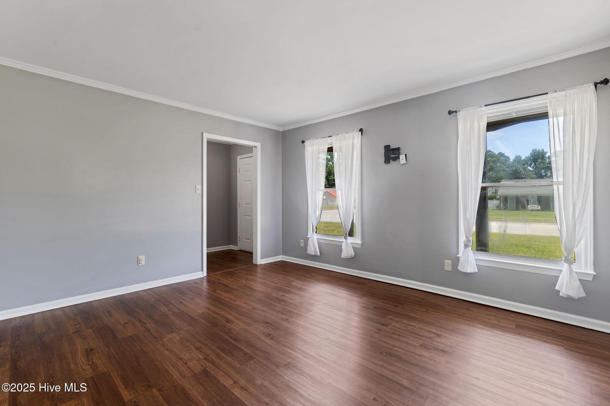 115 Valencia Drive Property Photo 8