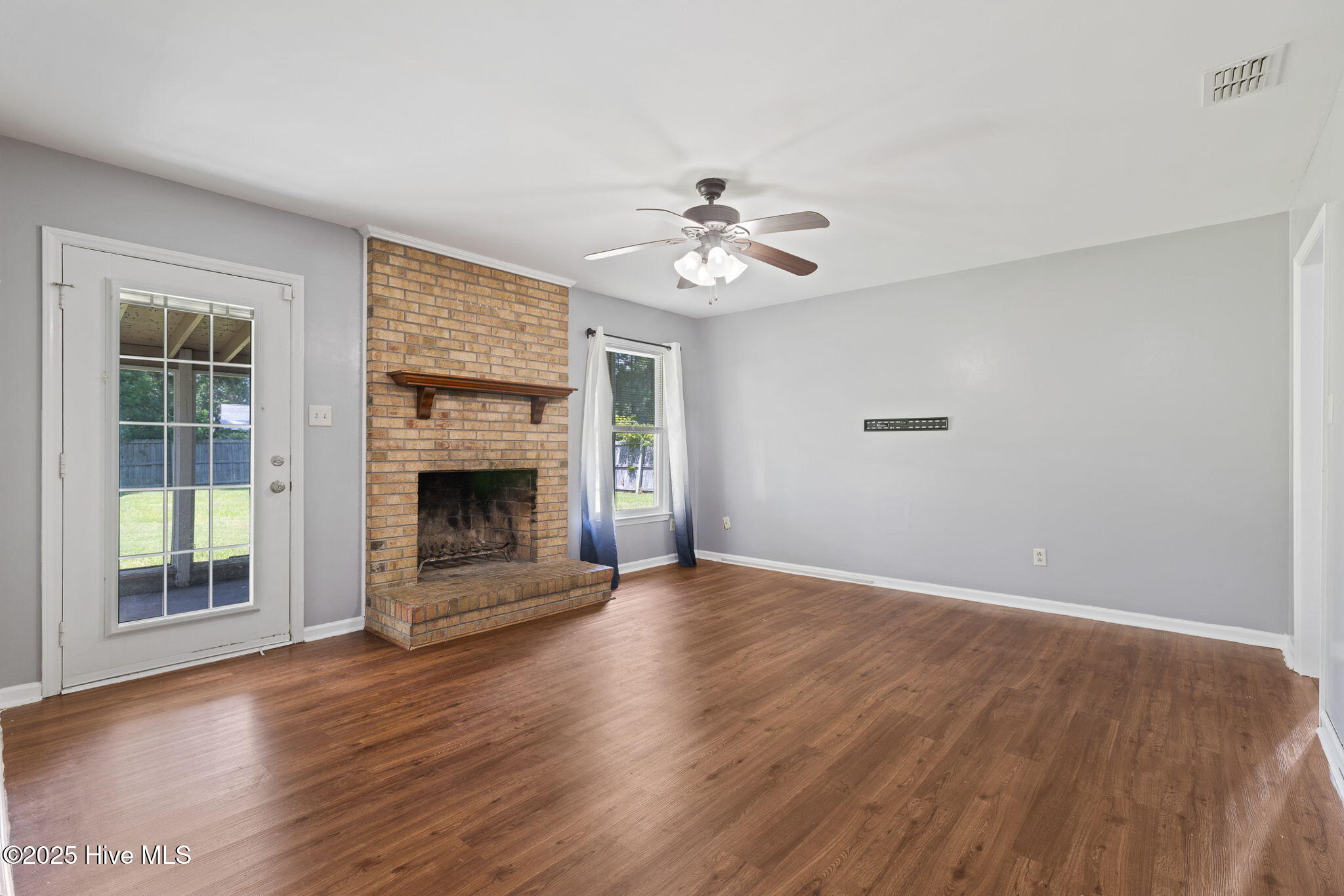115 Valencia Drive Property Photo 13