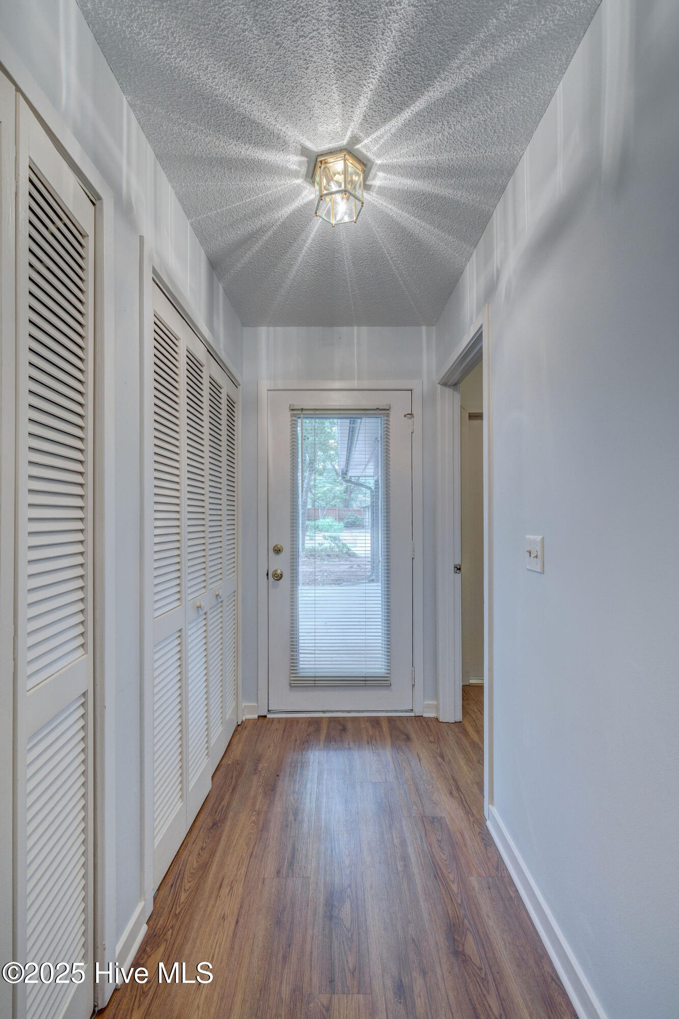 1207 Green Bay Circle Property Photo 2