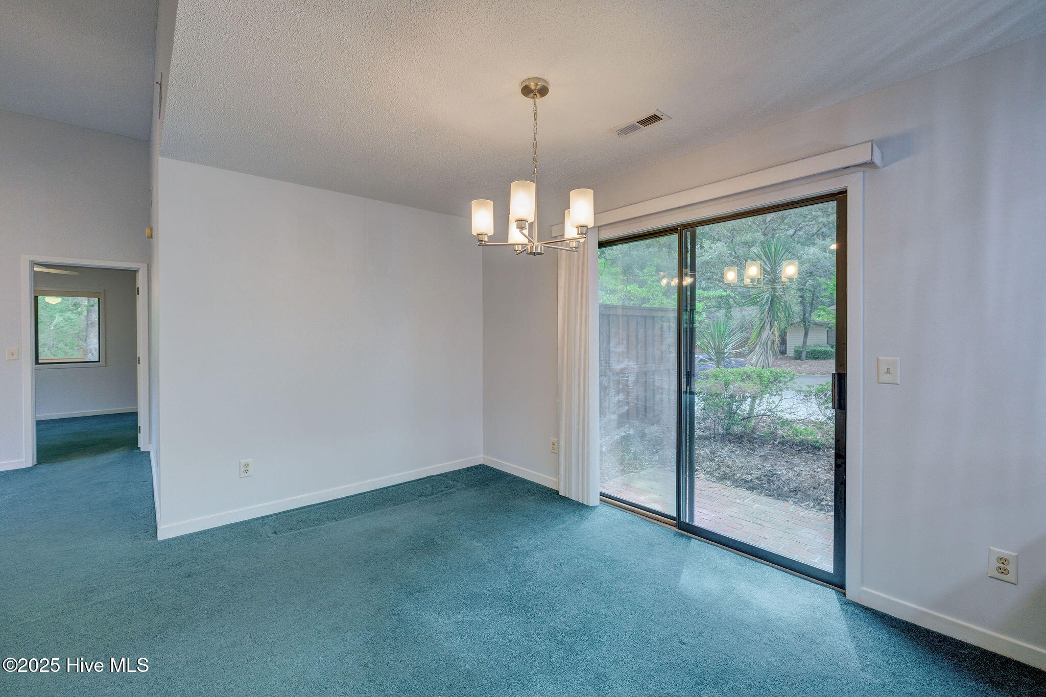 1207 Green Bay Circle Property Photo 9