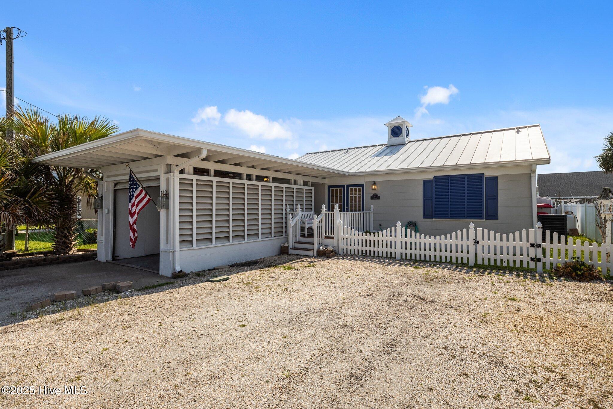 104 Bayview Boulevard Property Photo 2