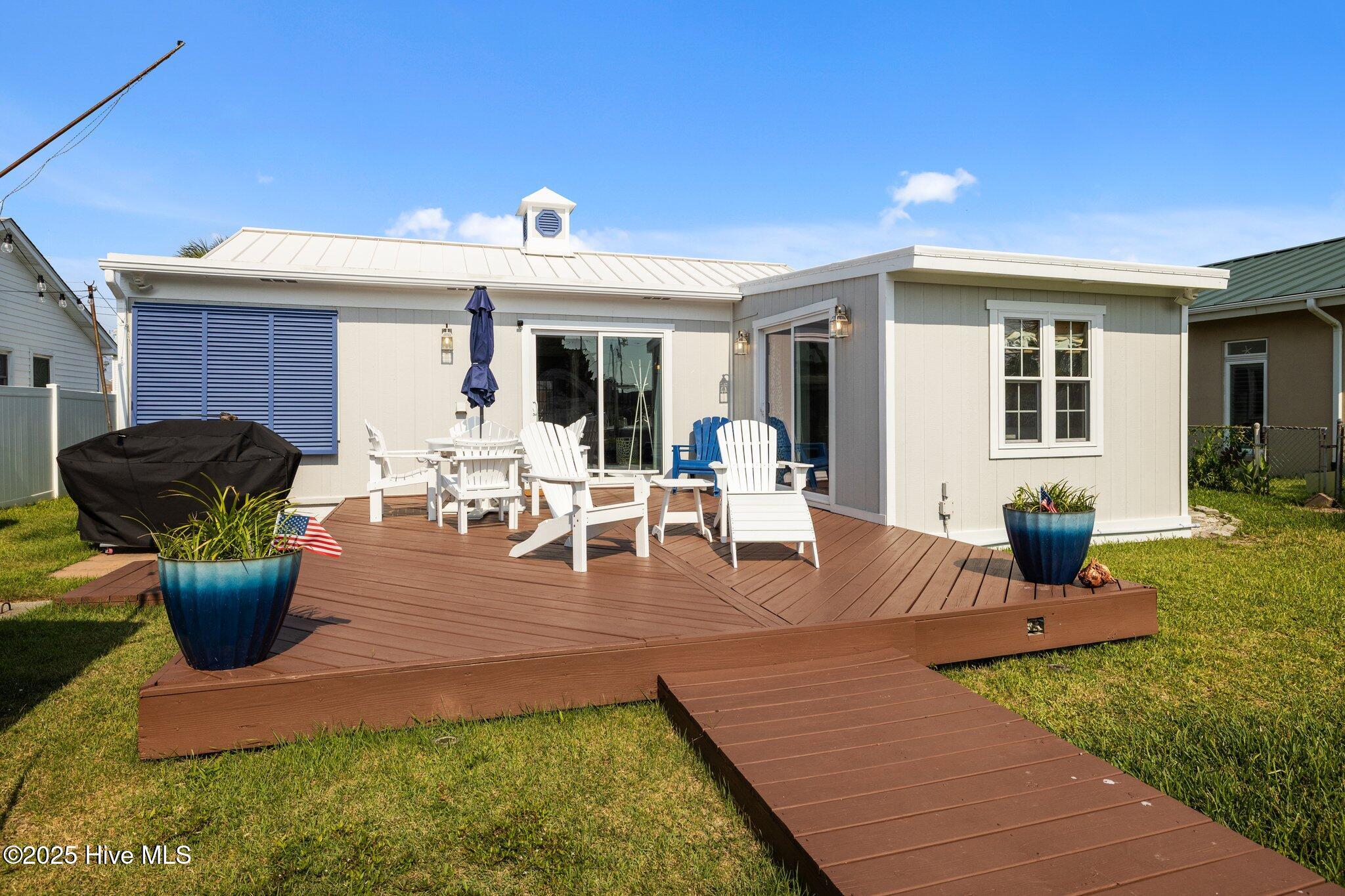 104 Bayview Boulevard Property Photo 5