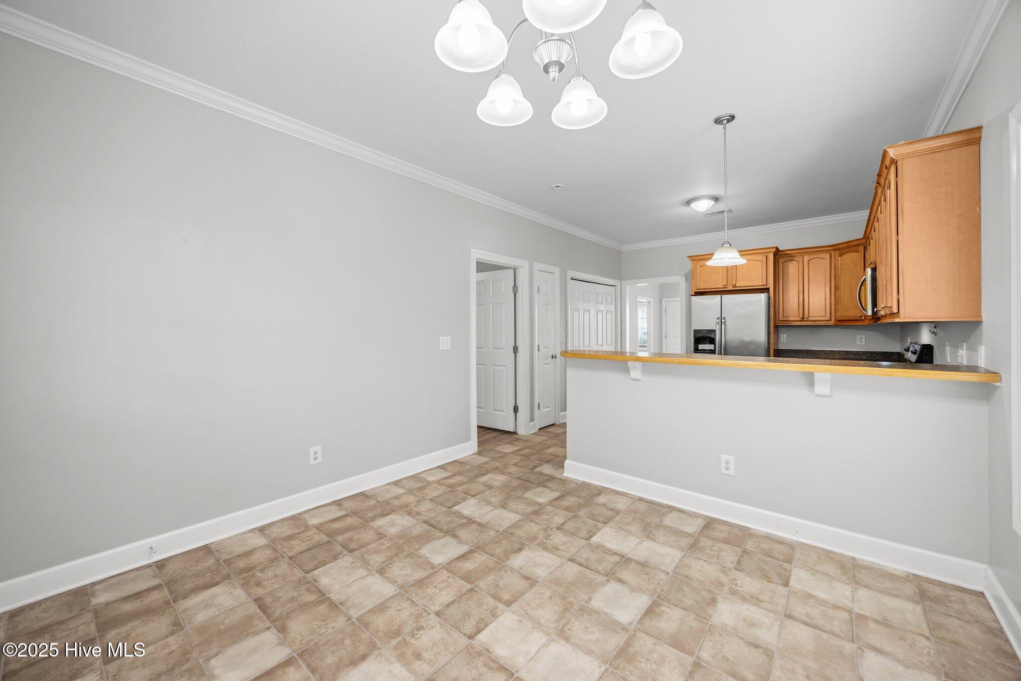 2200 Brookville Drive B Property Photo 17