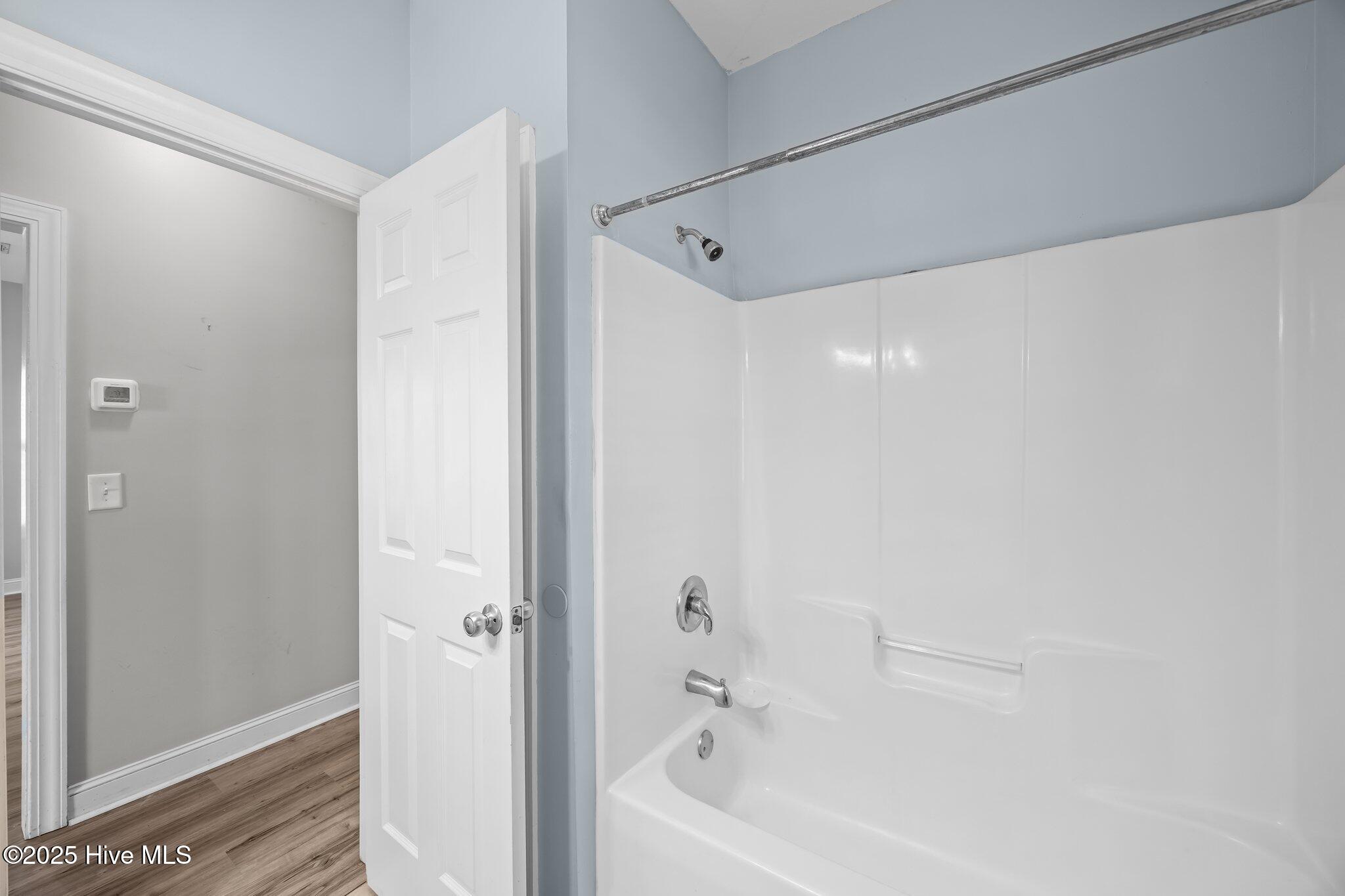 2200 Brookville Drive B Property Photo 21
