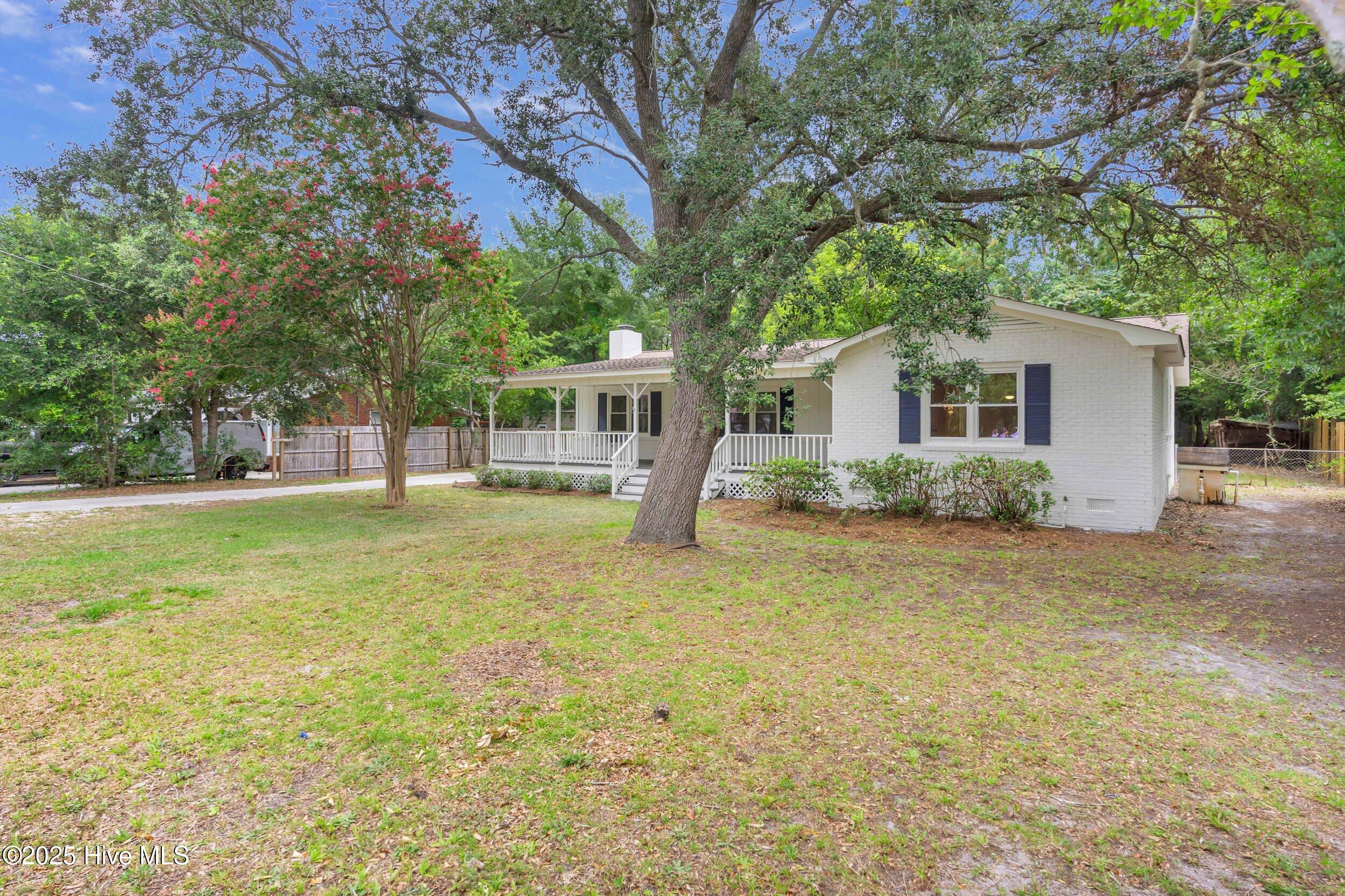 4934 Pleasant Oaks Drive Property Photo 3