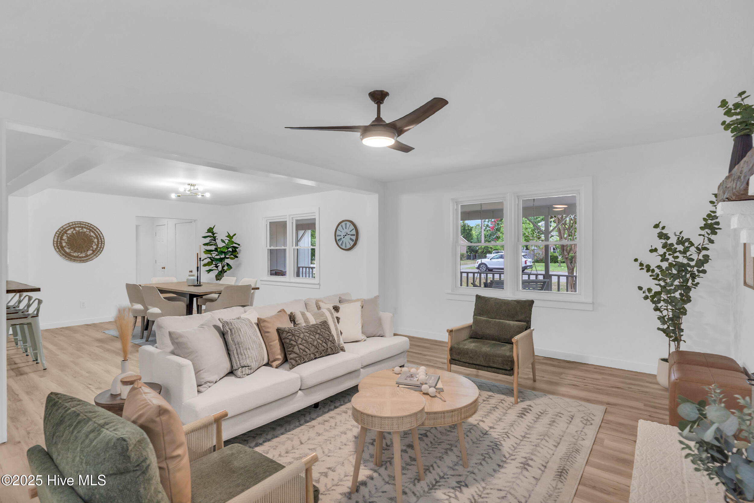 4934 Pleasant Oaks Drive Property Photo 17
