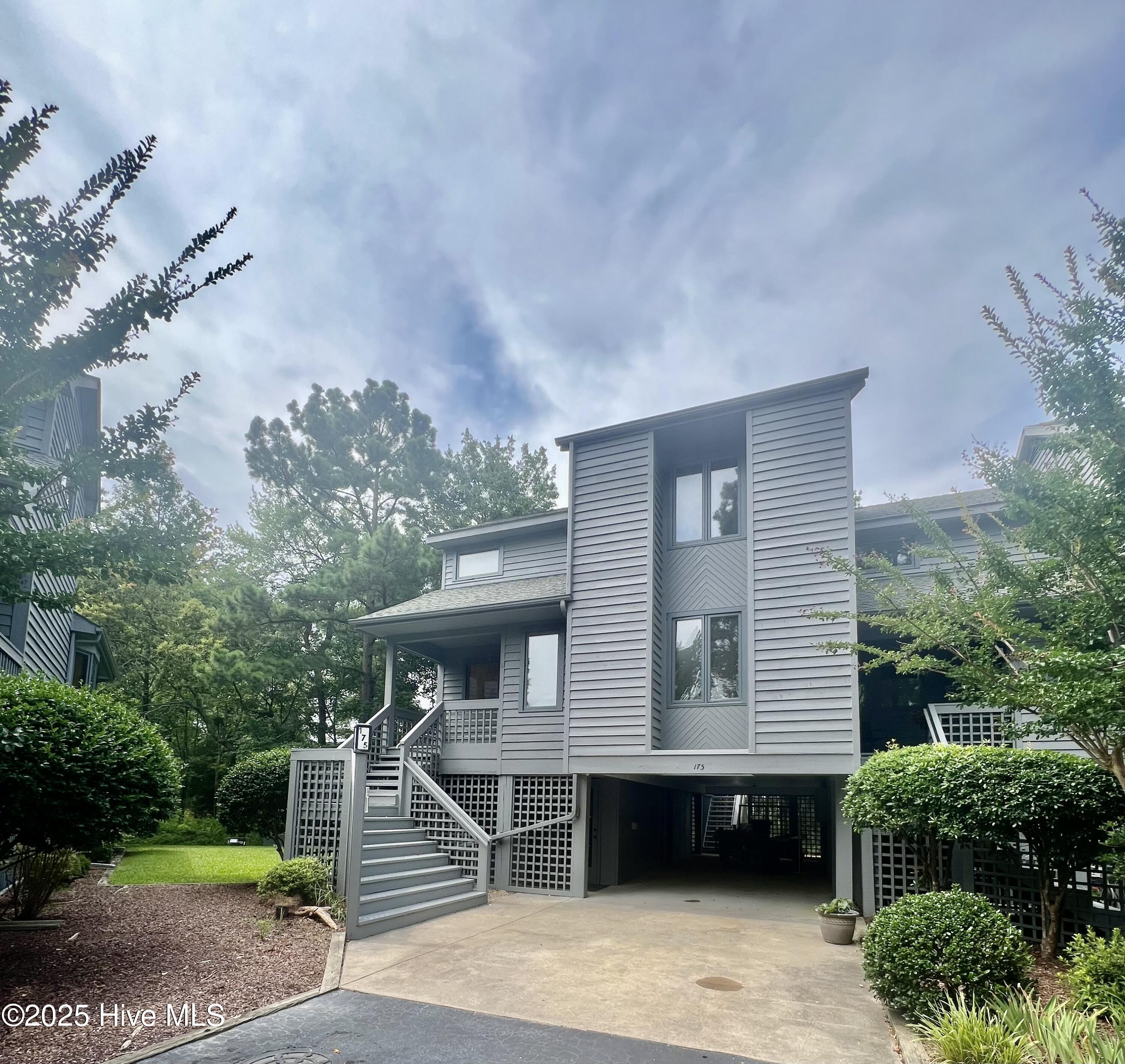 175 Delta Drive Property Photo 1