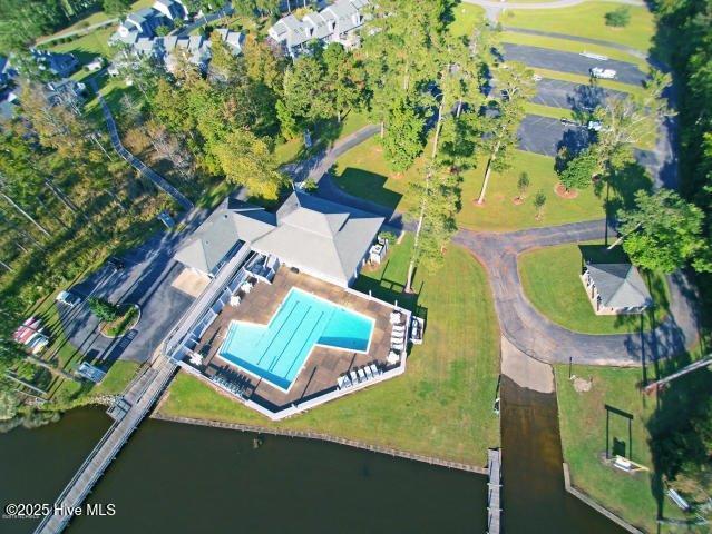 175 Delta Drive Property Photo 6