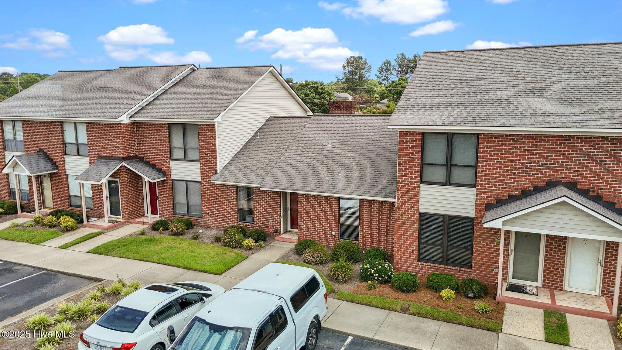 20 Upton Court Property Photo 3