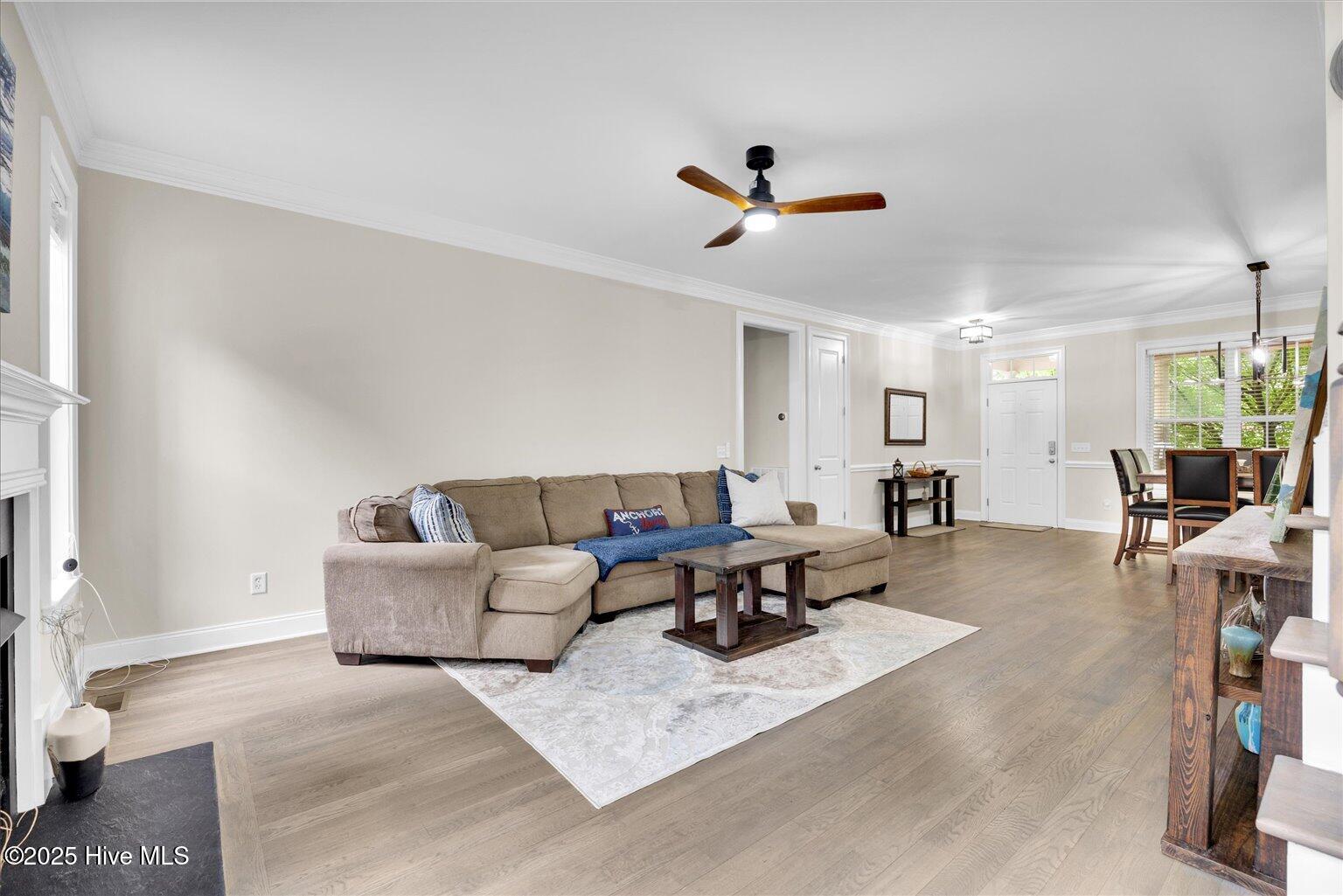2204 Gardenia Court Property Photo 9