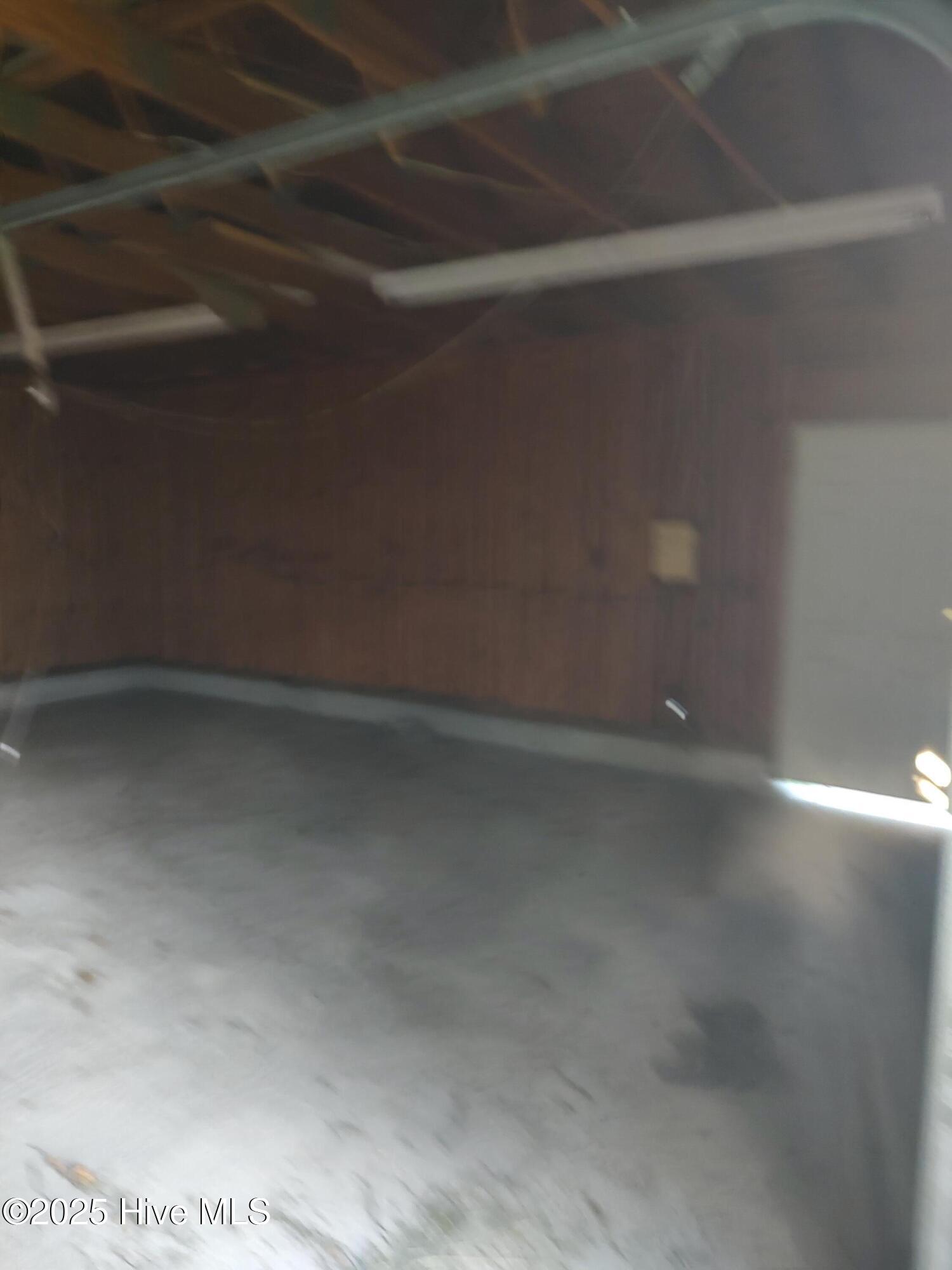 103 E James Street Property Photo 24