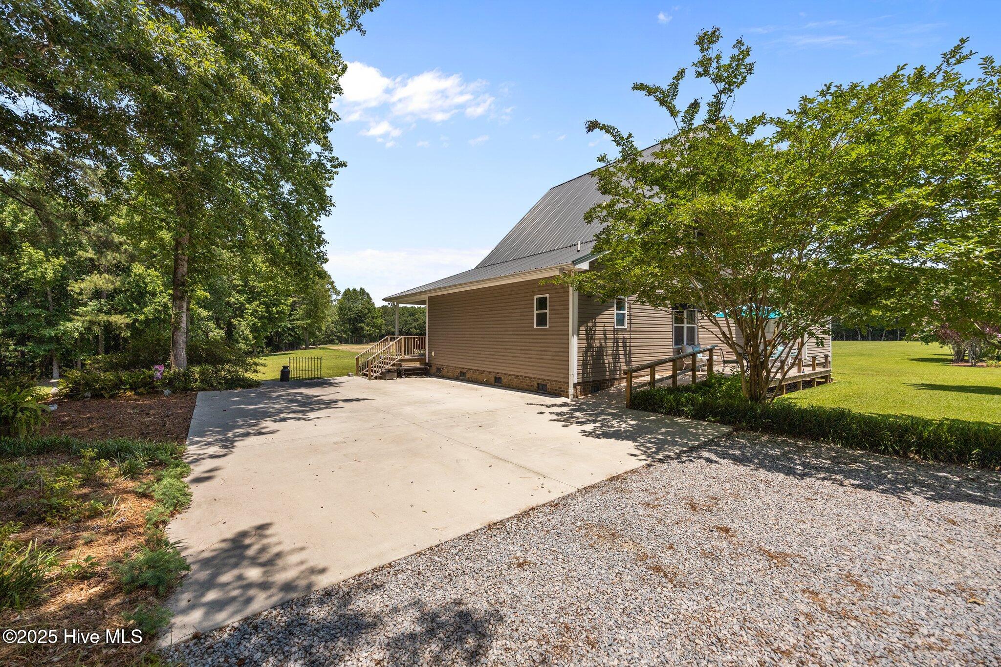 1078 Aycock Road Property Photo 17