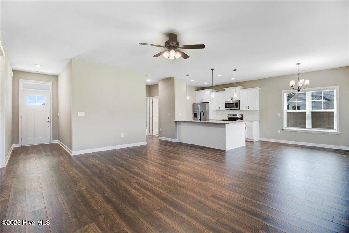 3766 Huntcliff Drive Property Photo 5