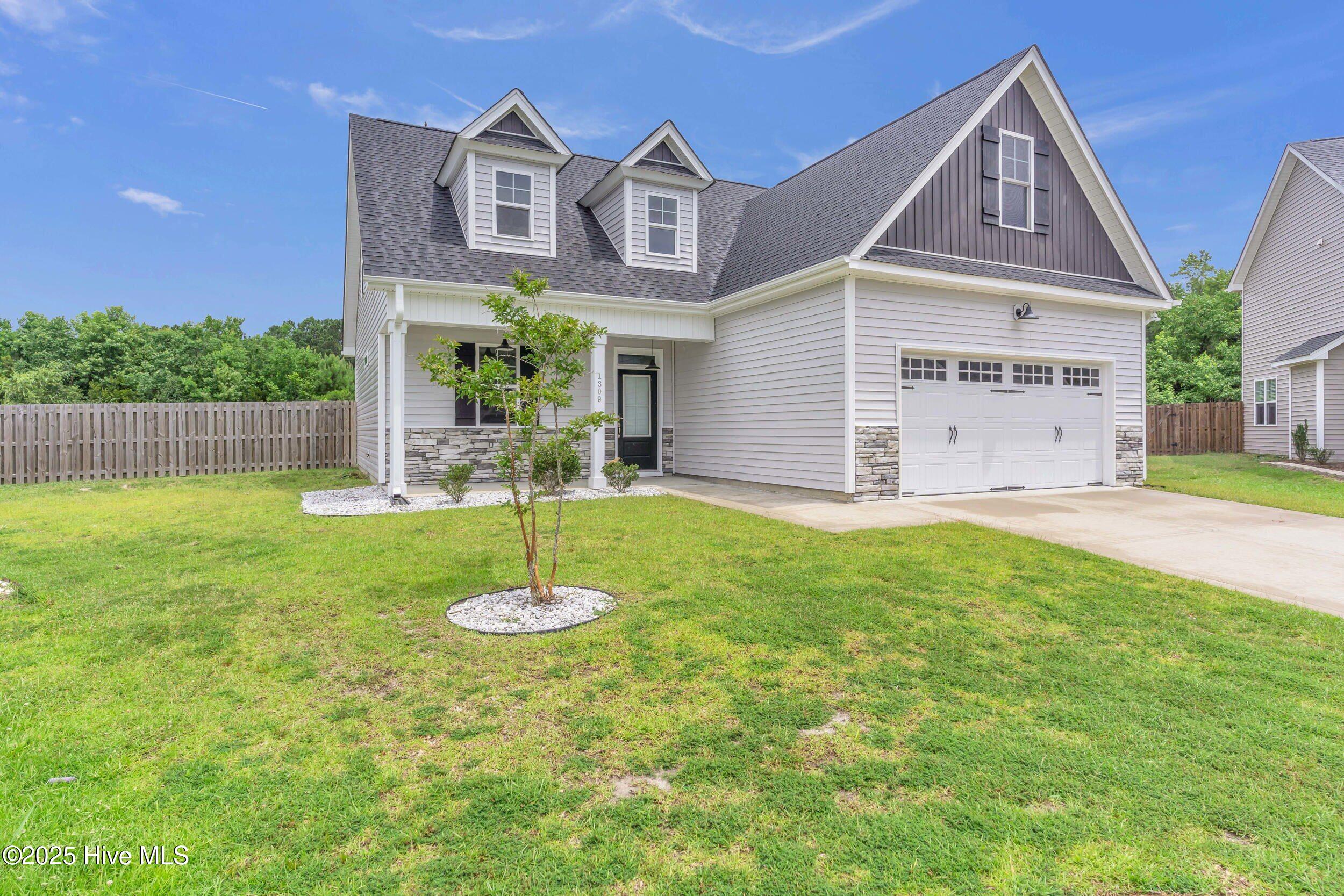 1309 Rooster Court Property Photo 3