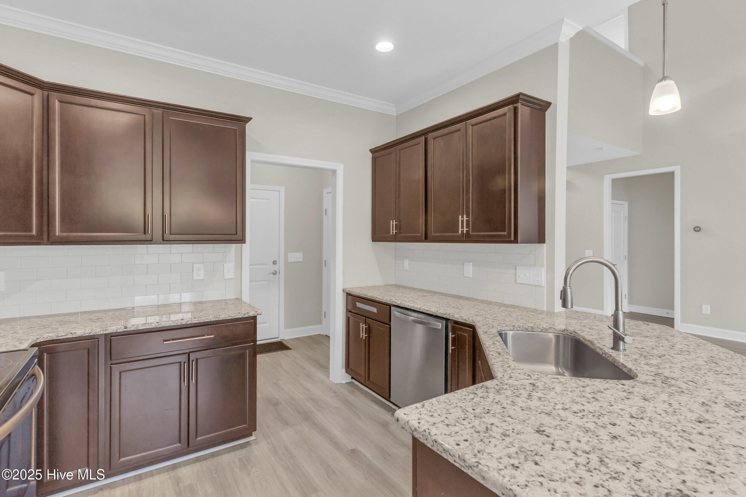 1309 Rooster Court Property Photo 9