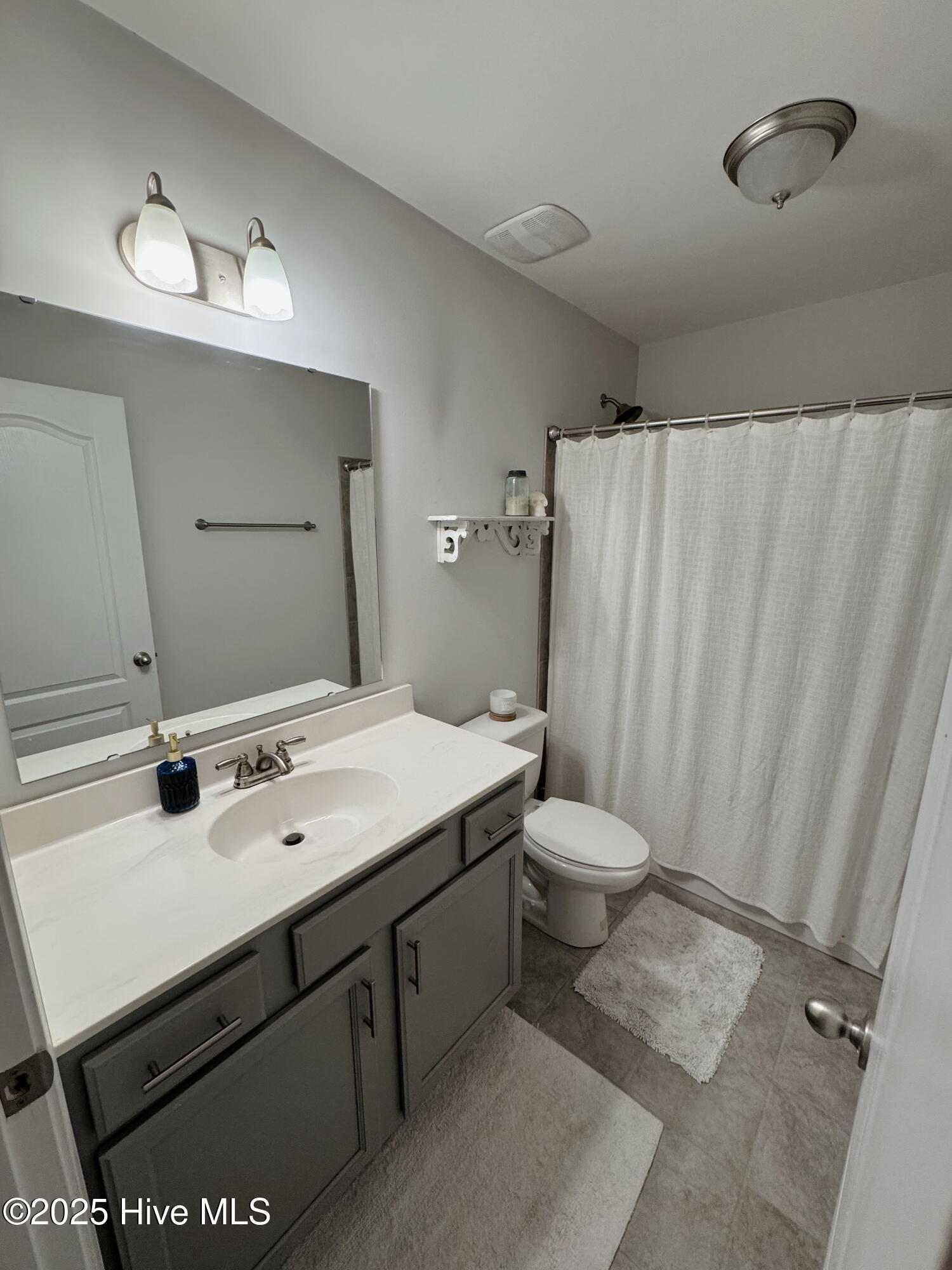 120 Lake Lure Lane Property Photo 16