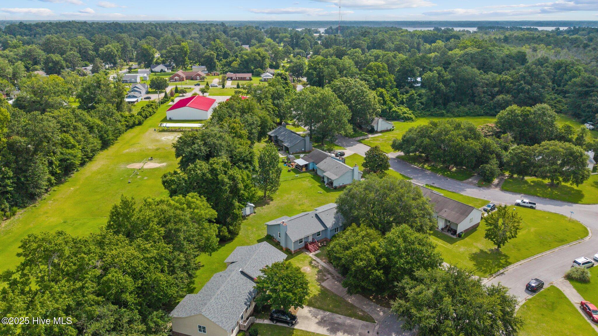 3206 Deer Path Circle Property Photo 4