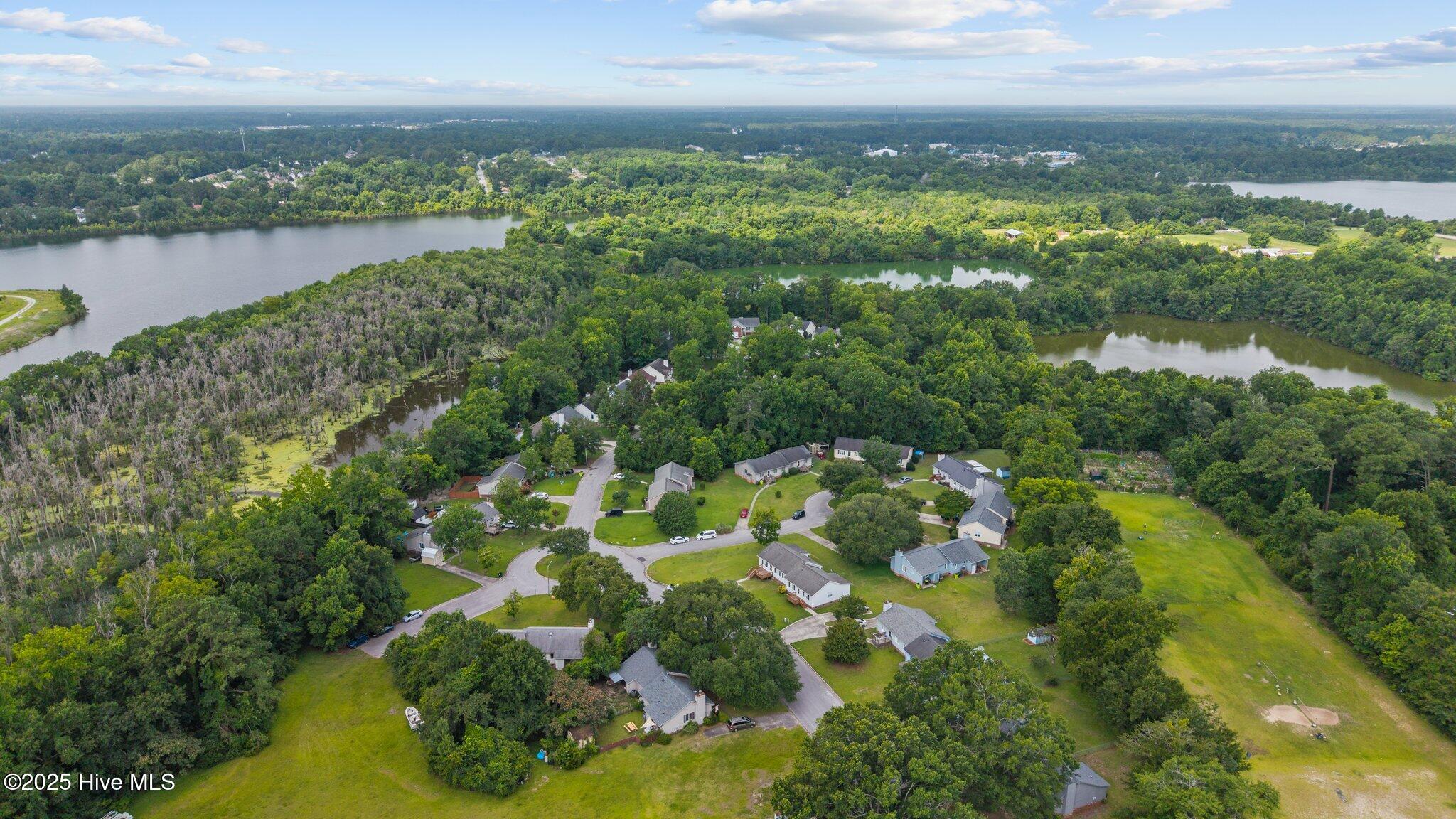 3206 Deer Path Circle Property Photo 5