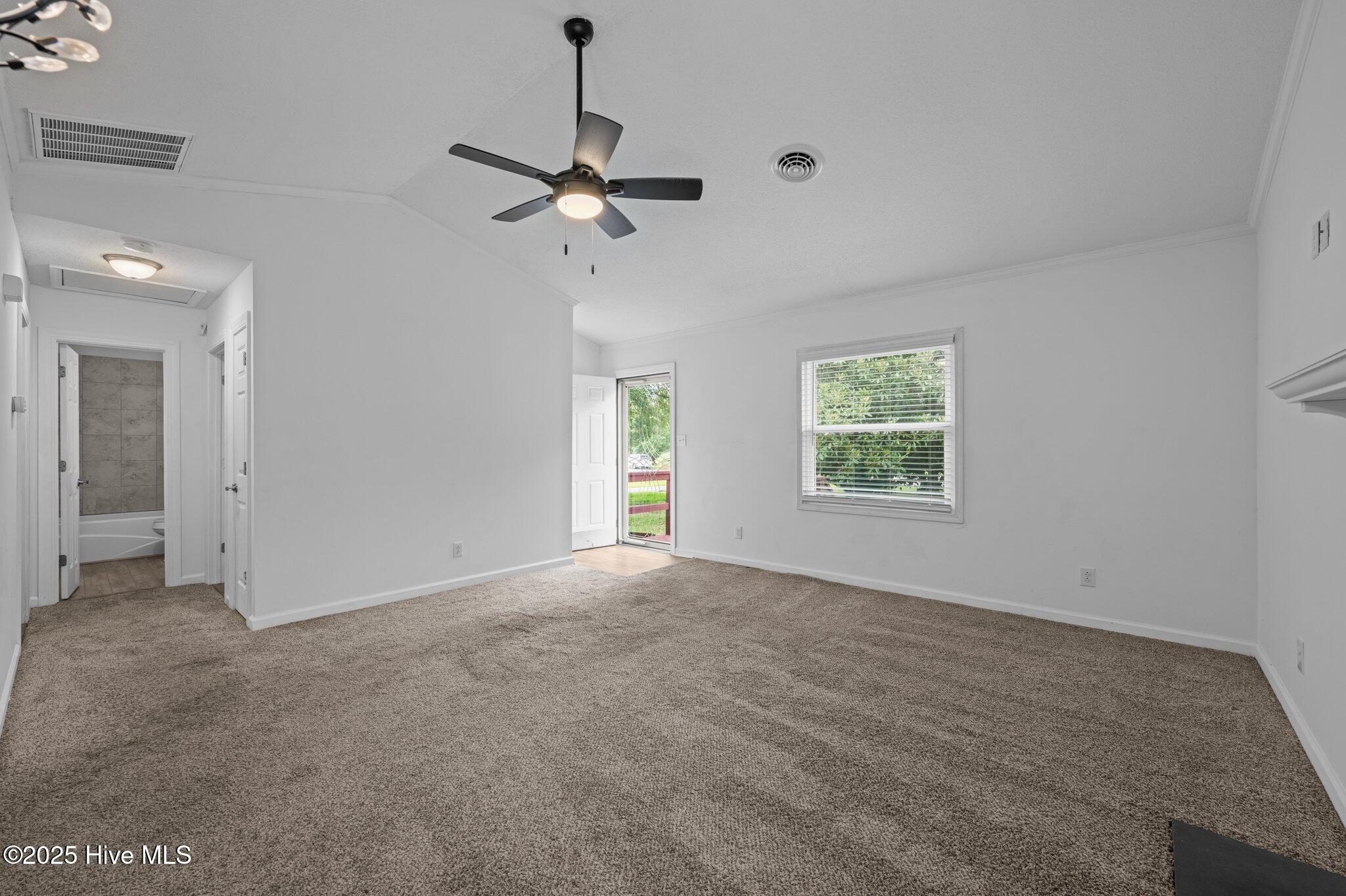 3206 Deer Path Circle Property Photo 10