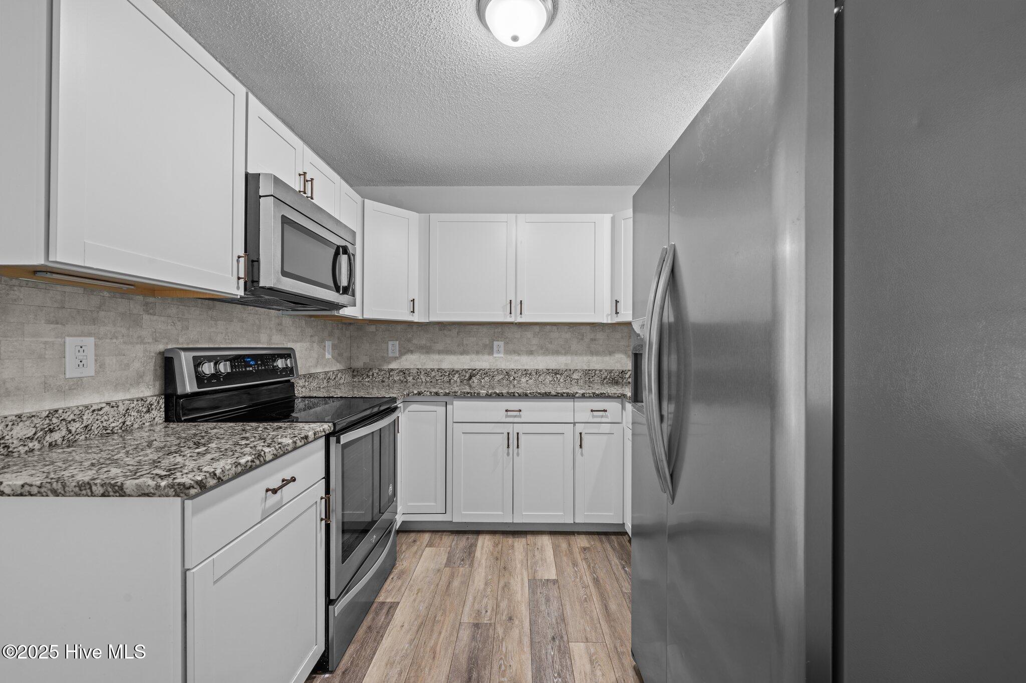 3206 Deer Path Circle Property Photo 12
