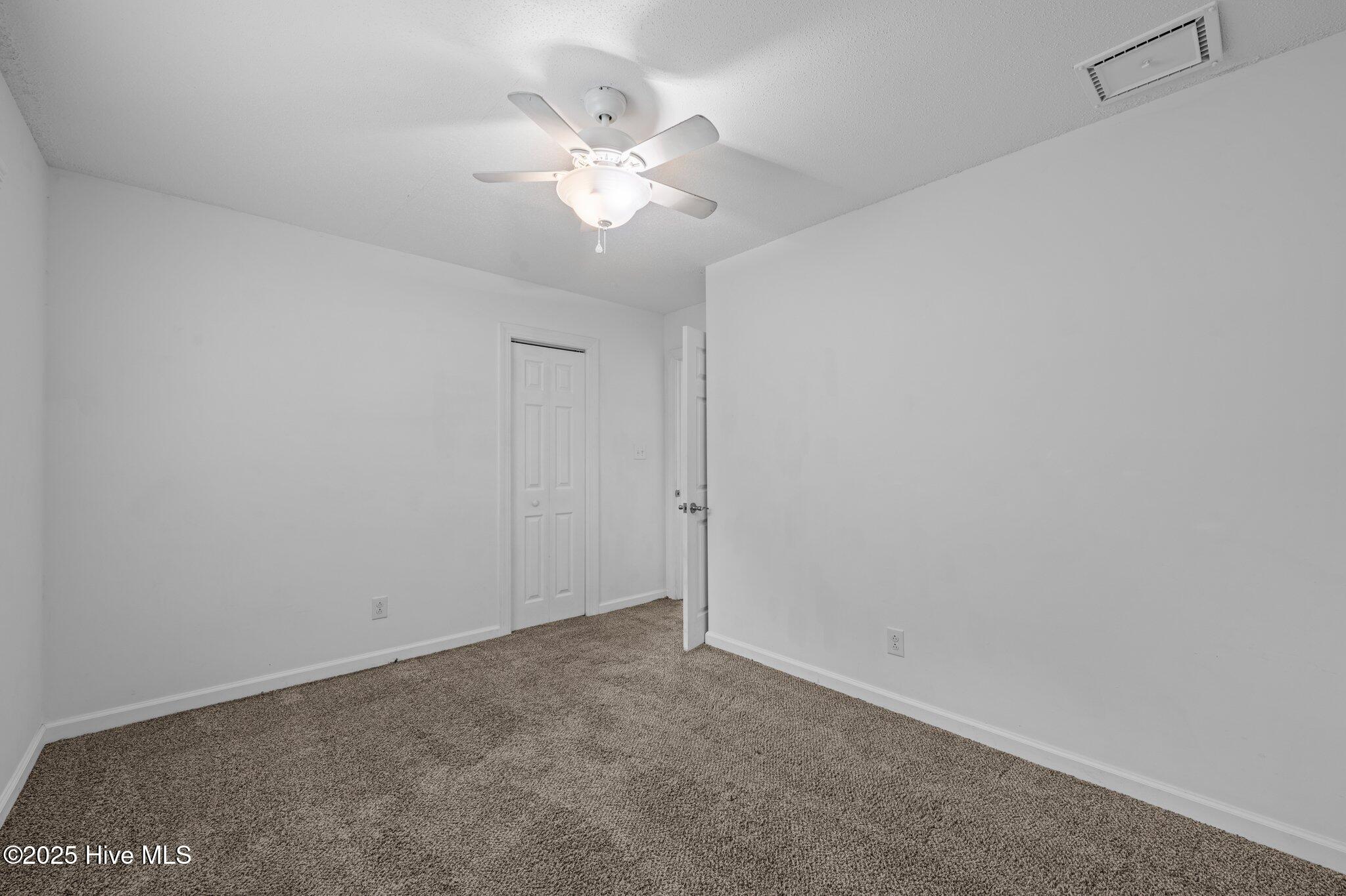 3206 Deer Path Circle Property Photo 20