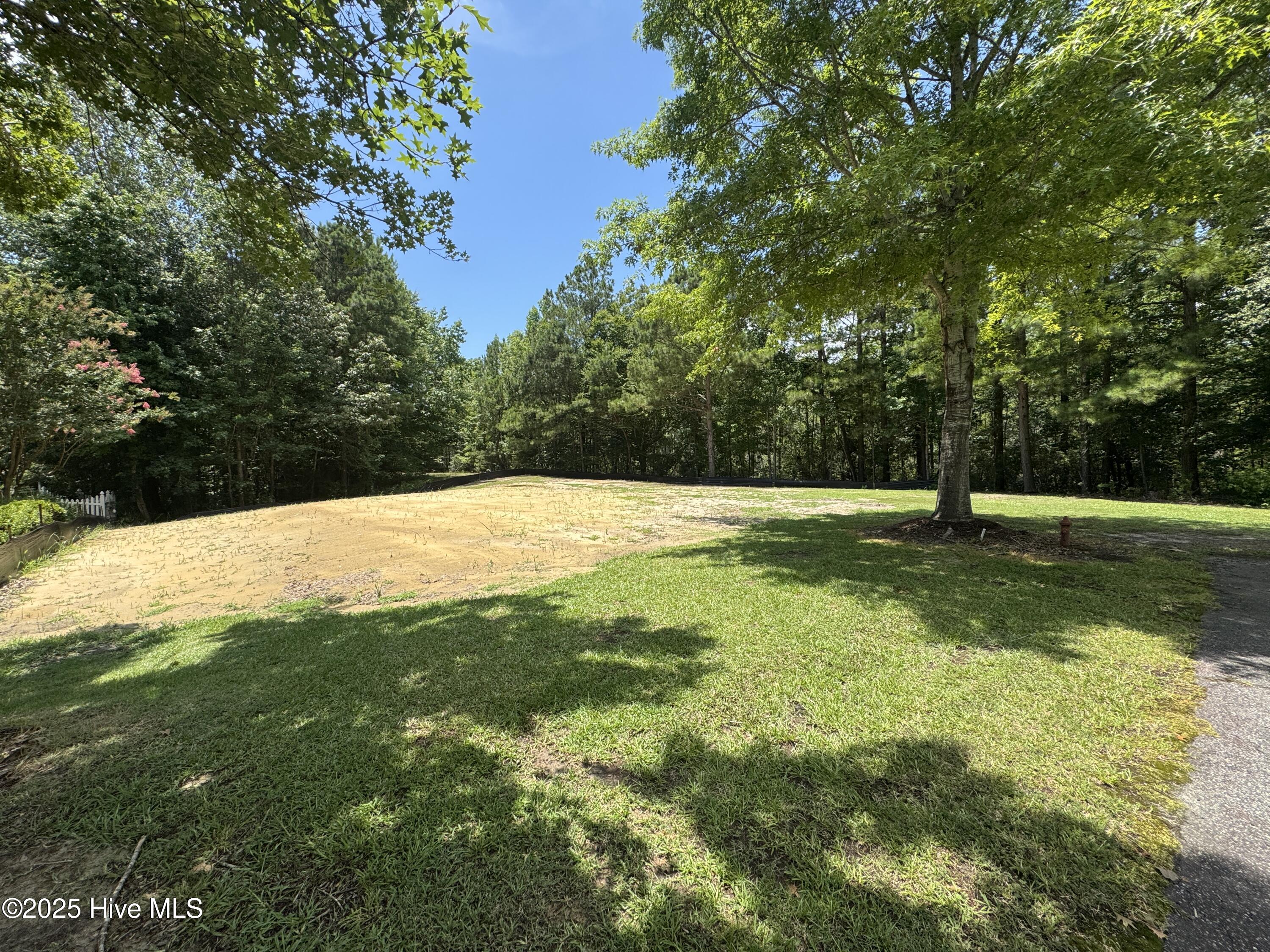 48 Megan Loop Property Photo 1