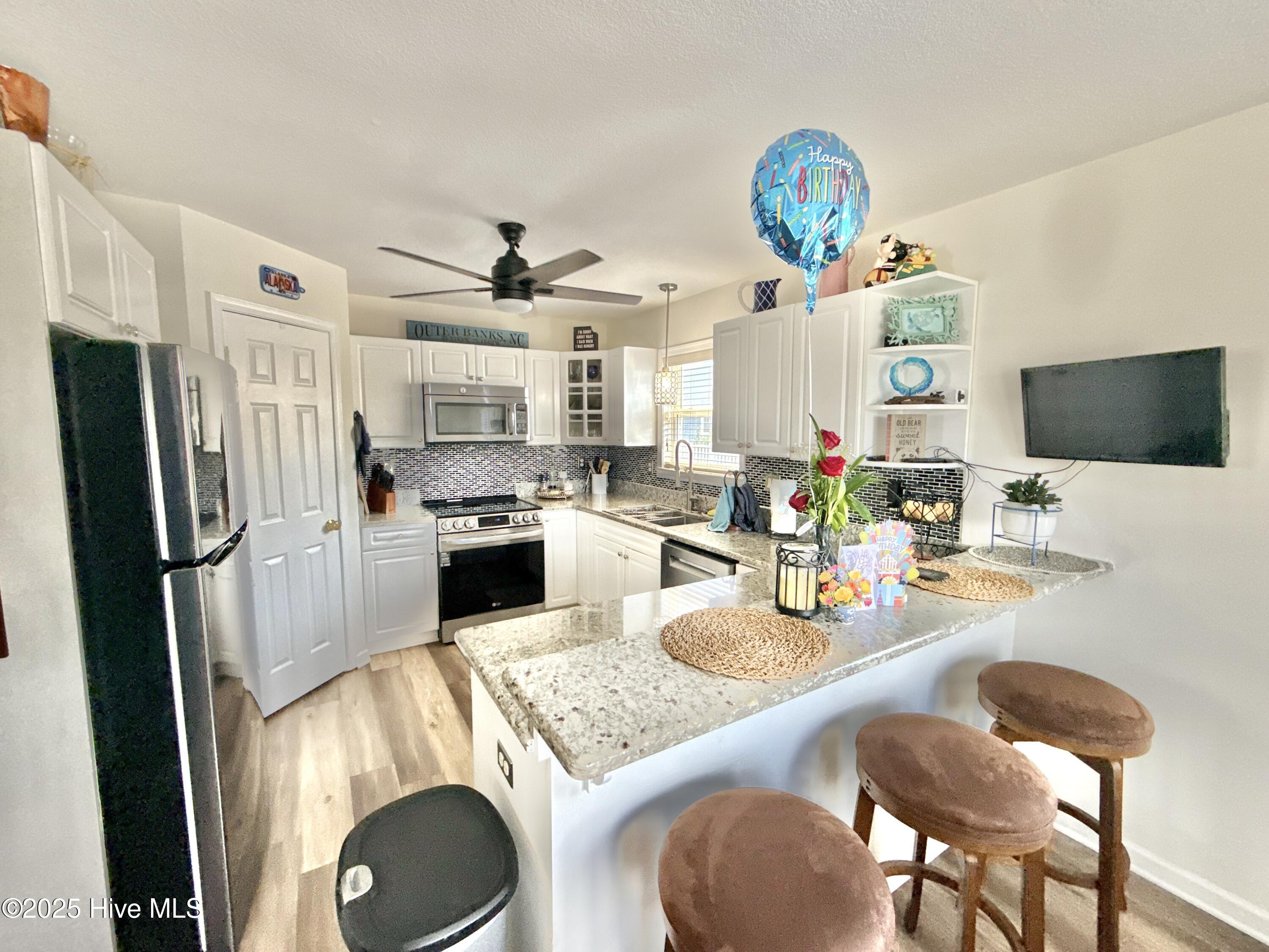 112 Outrigger Drive Property Photo 9
