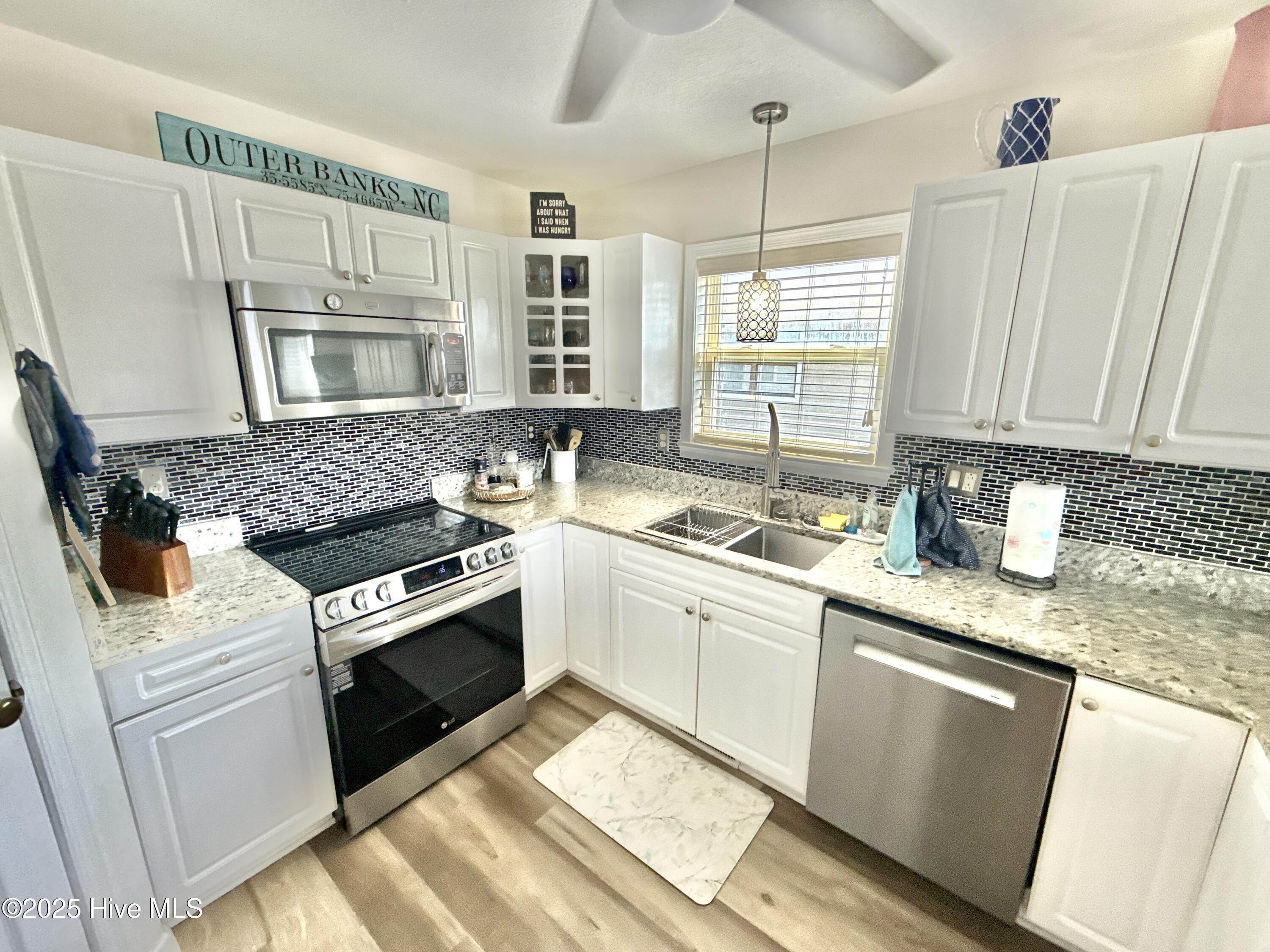 112 Outrigger Drive Property Photo 10