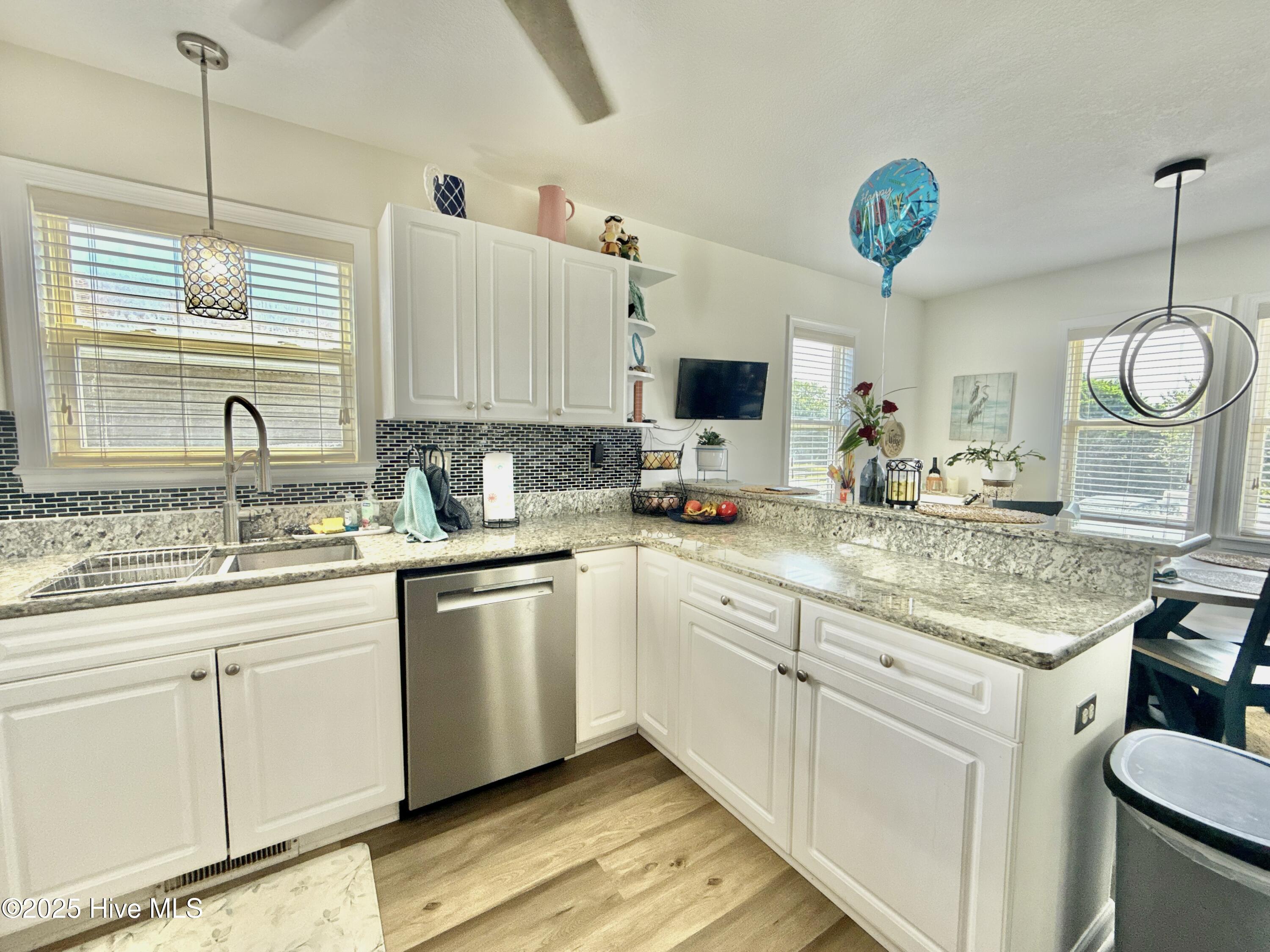 112 Outrigger Drive Property Photo 11