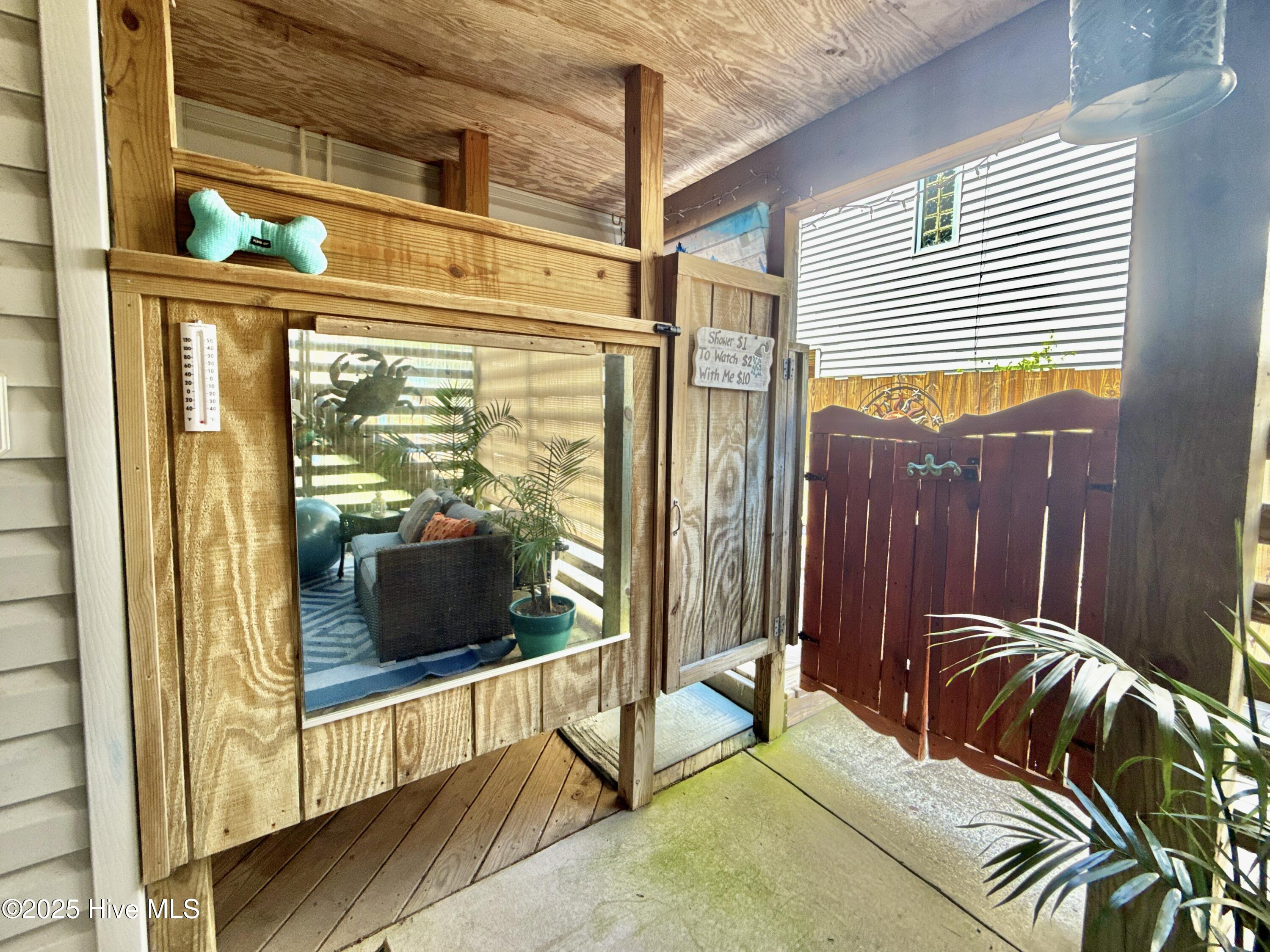 112 Outrigger Drive Property Photo 27