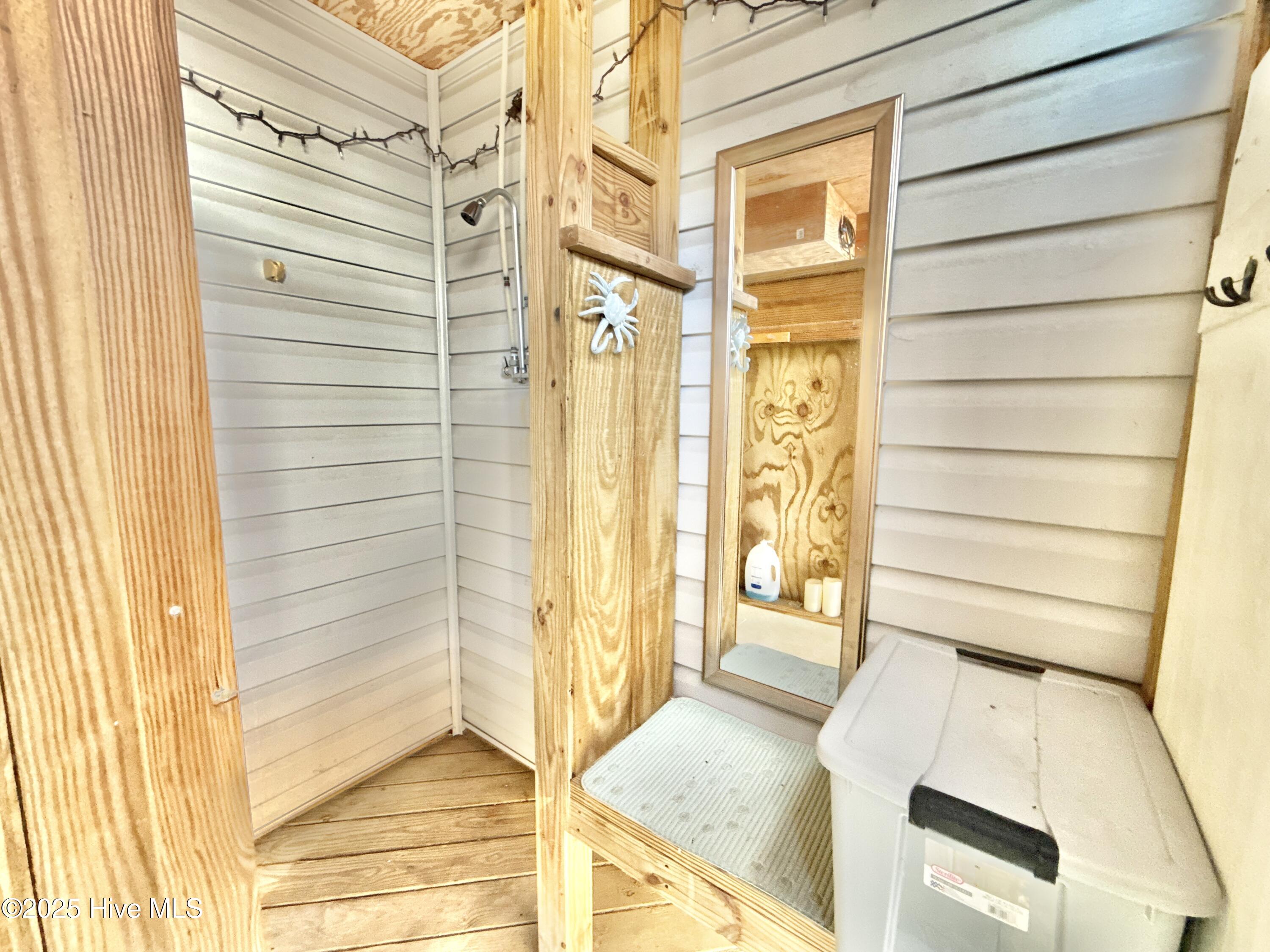 112 Outrigger Drive Property Photo 28
