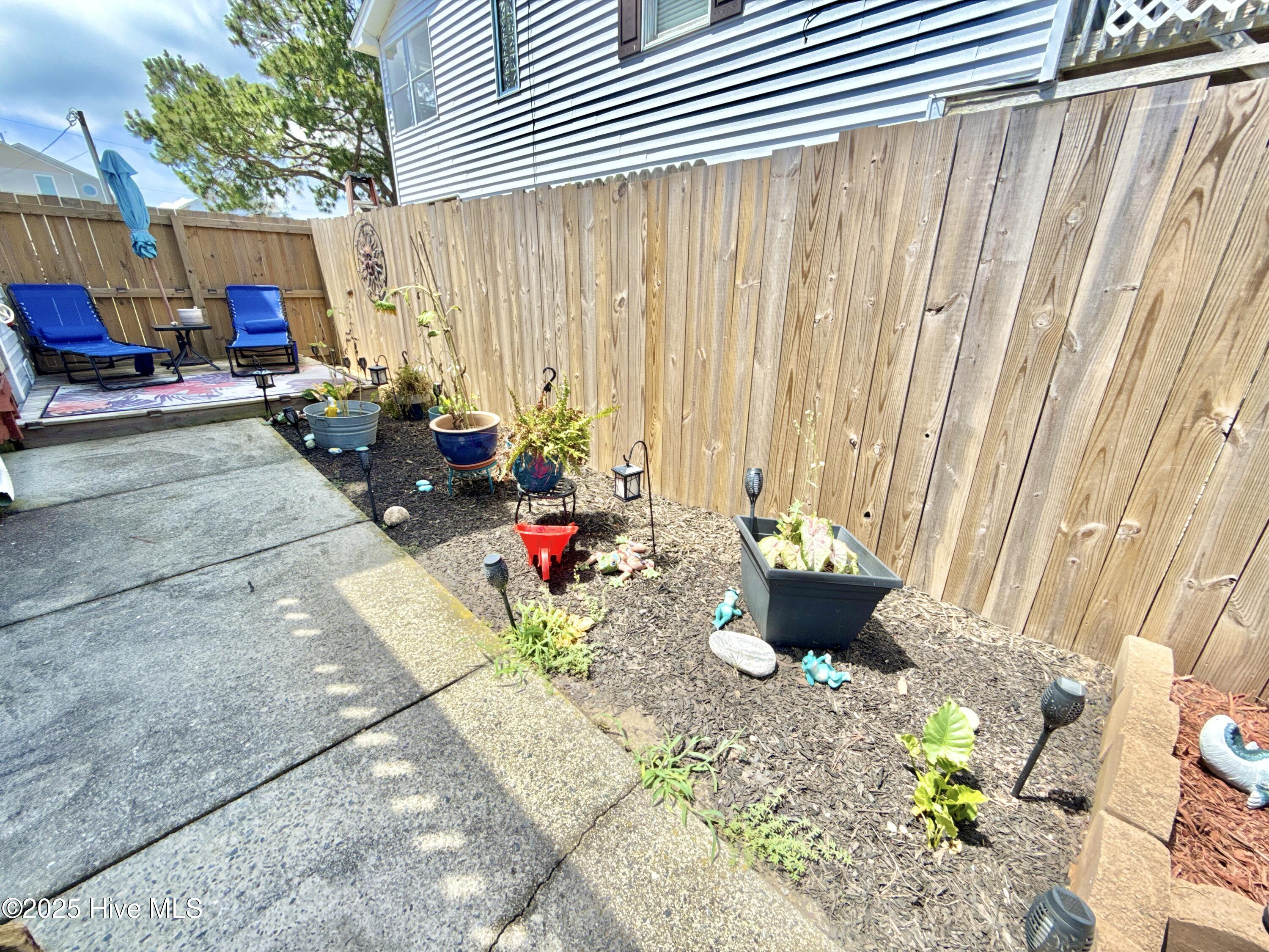 112 Outrigger Drive Property Photo 30