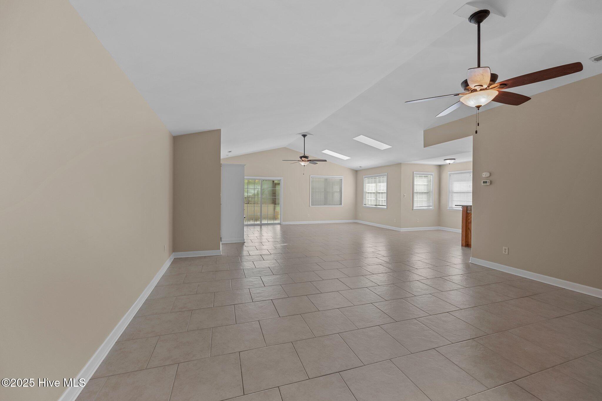100 Iverson Lane Property Photo 3