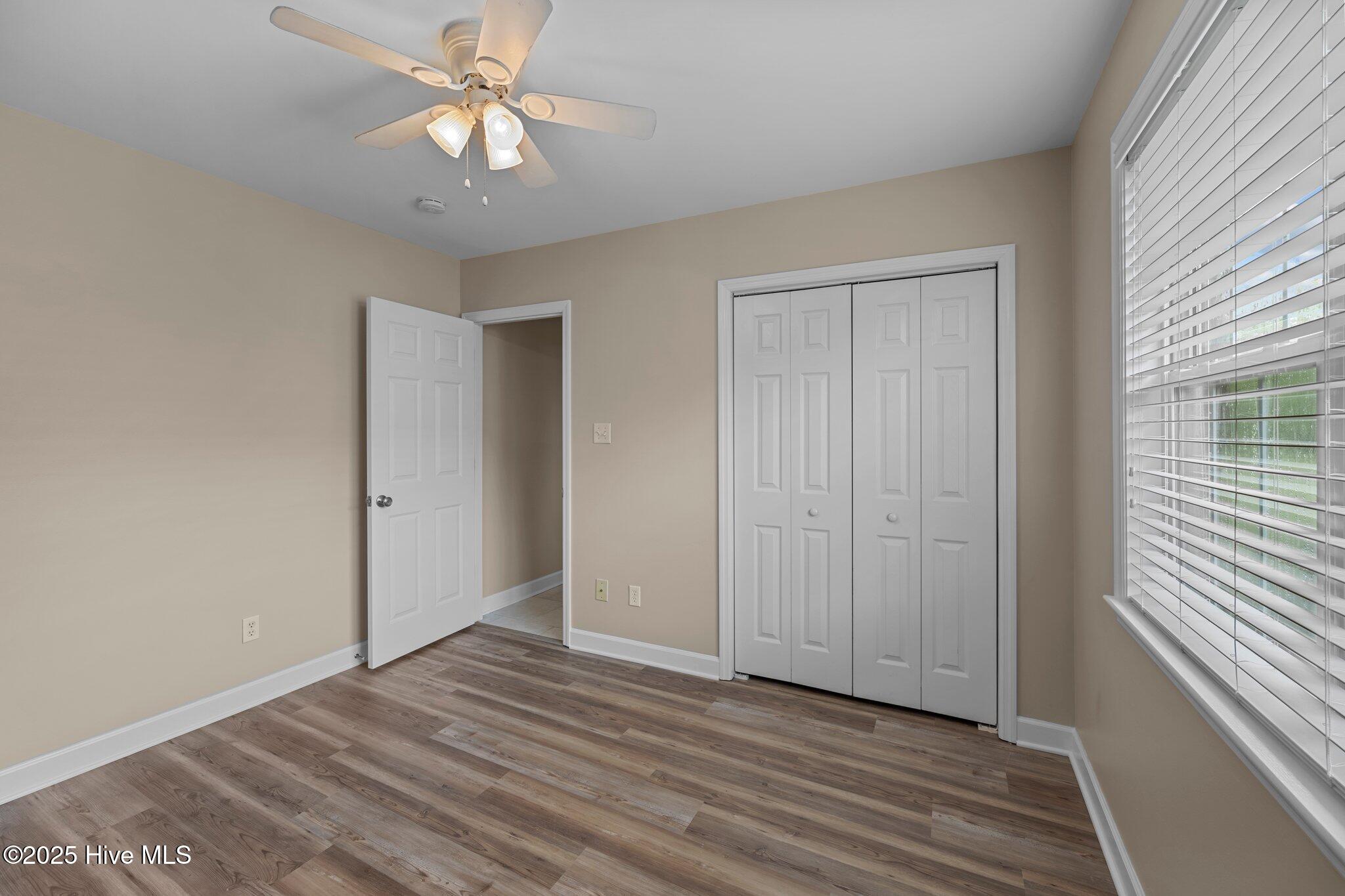100 Iverson Lane Property Photo 9