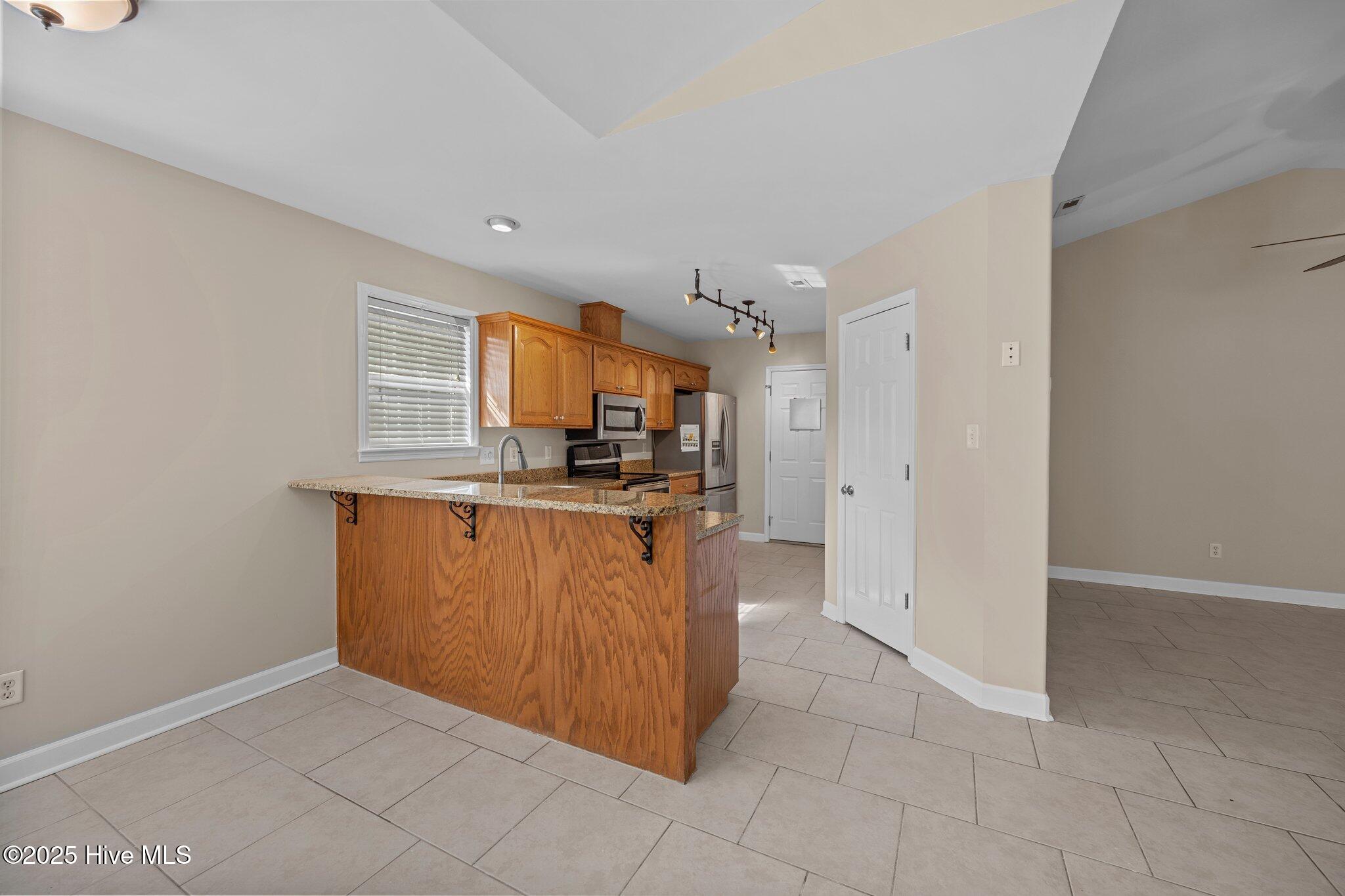 100 Iverson Lane Property Photo 23