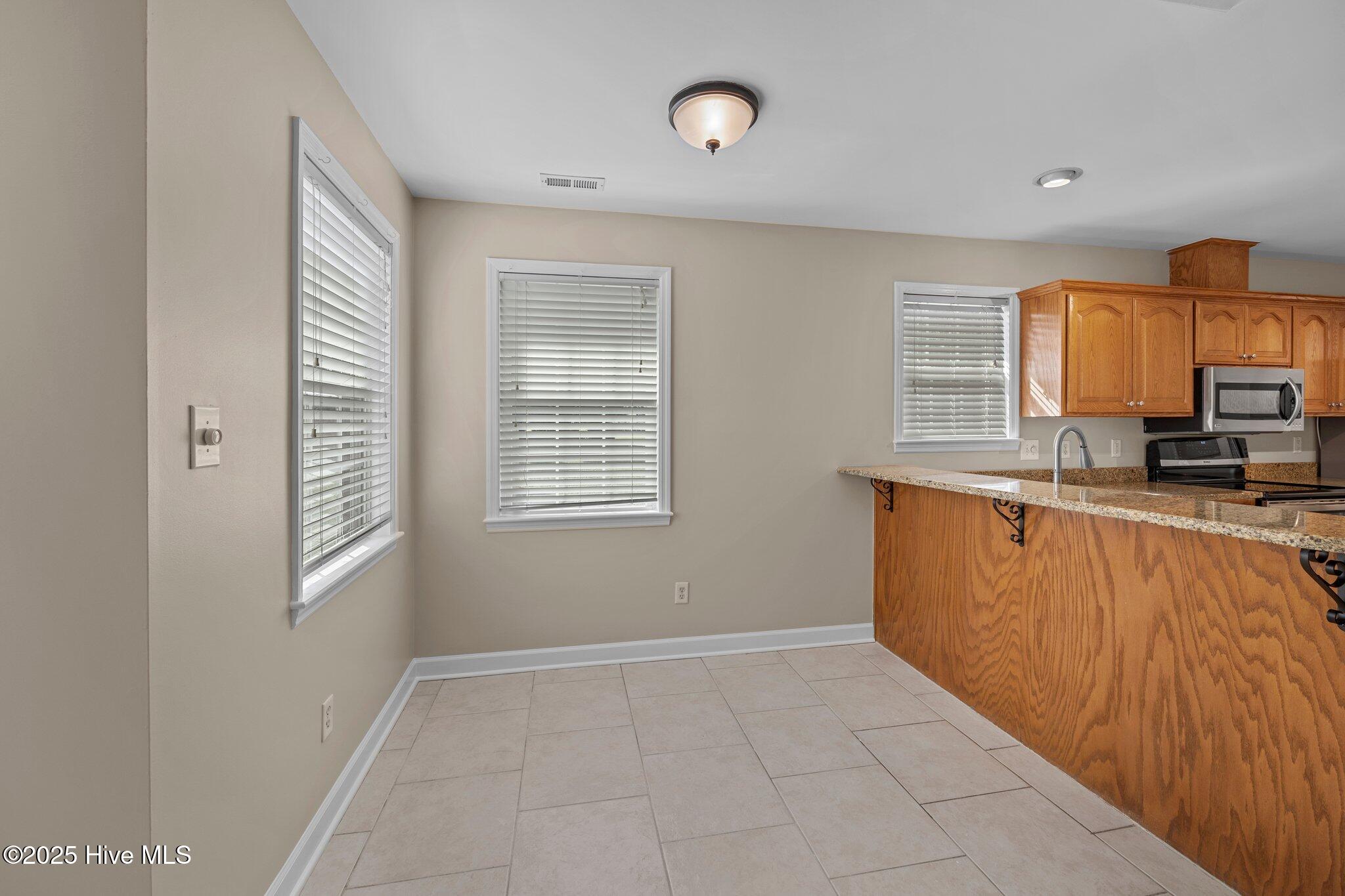 100 Iverson Lane Property Photo 24