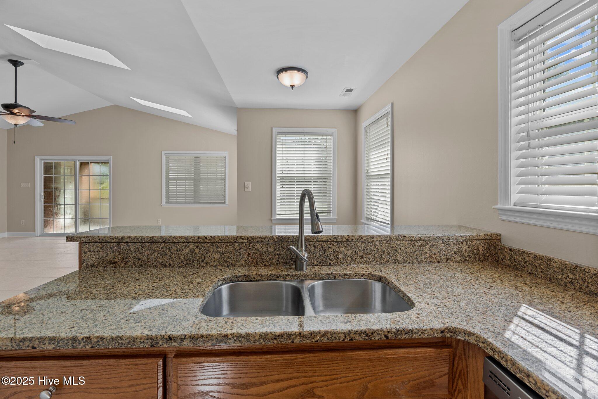 100 Iverson Lane Property Photo 26