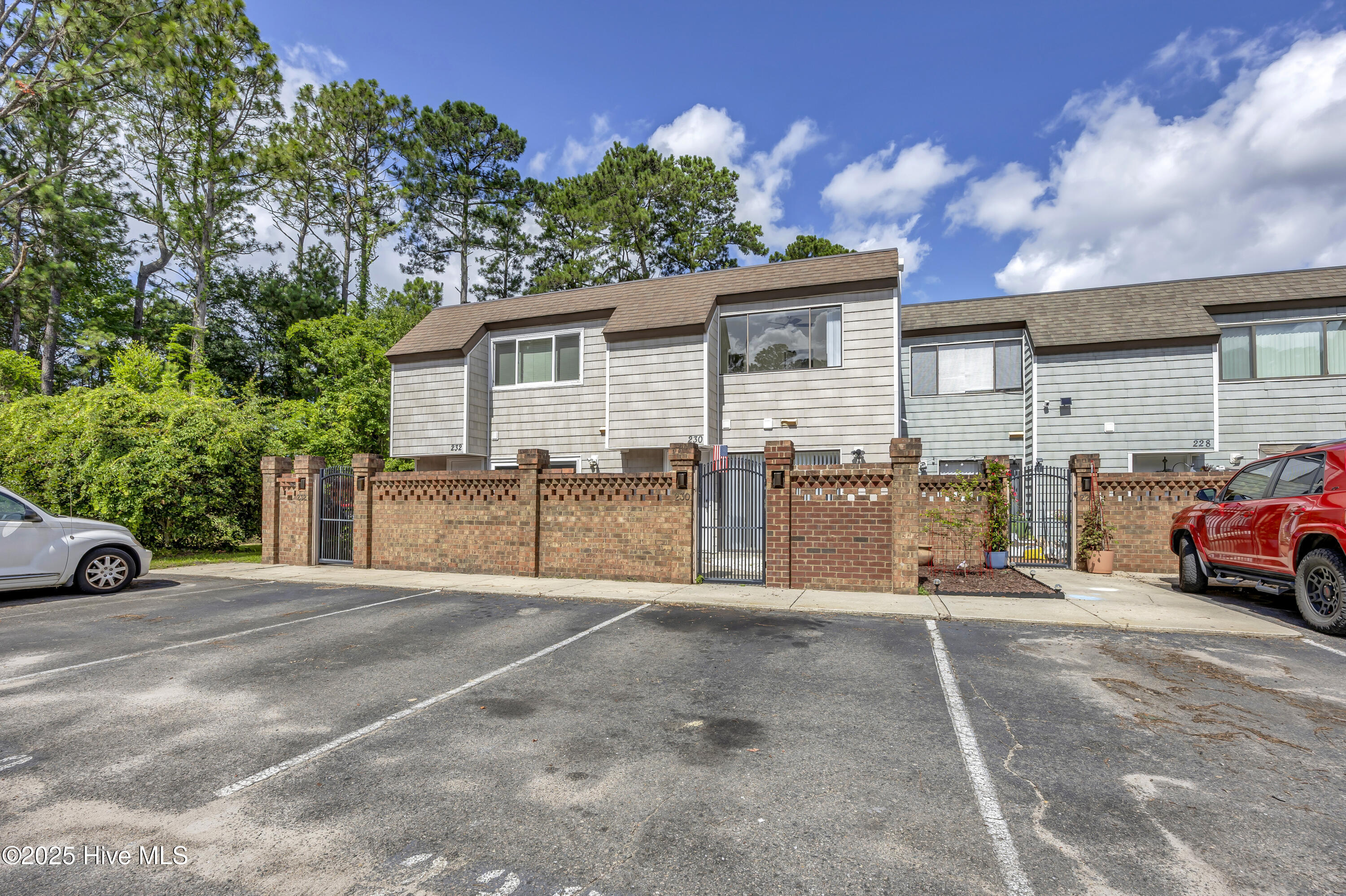 230 Dapple Court Property Photo 2