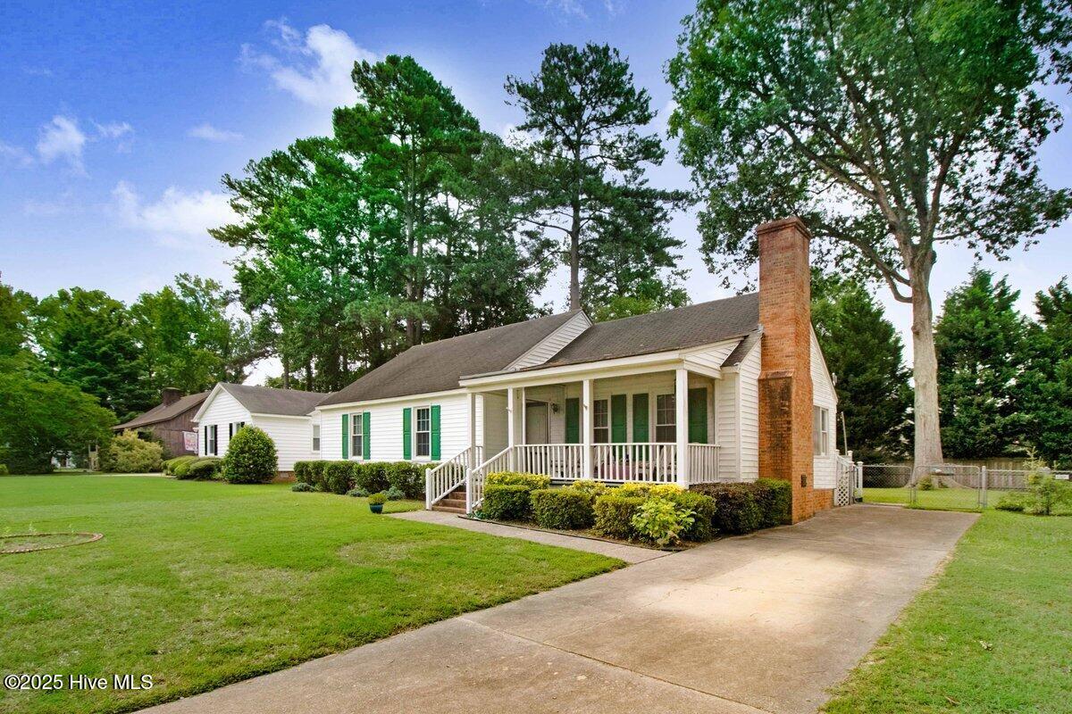 3005 Landrum Drive Property Photo 2