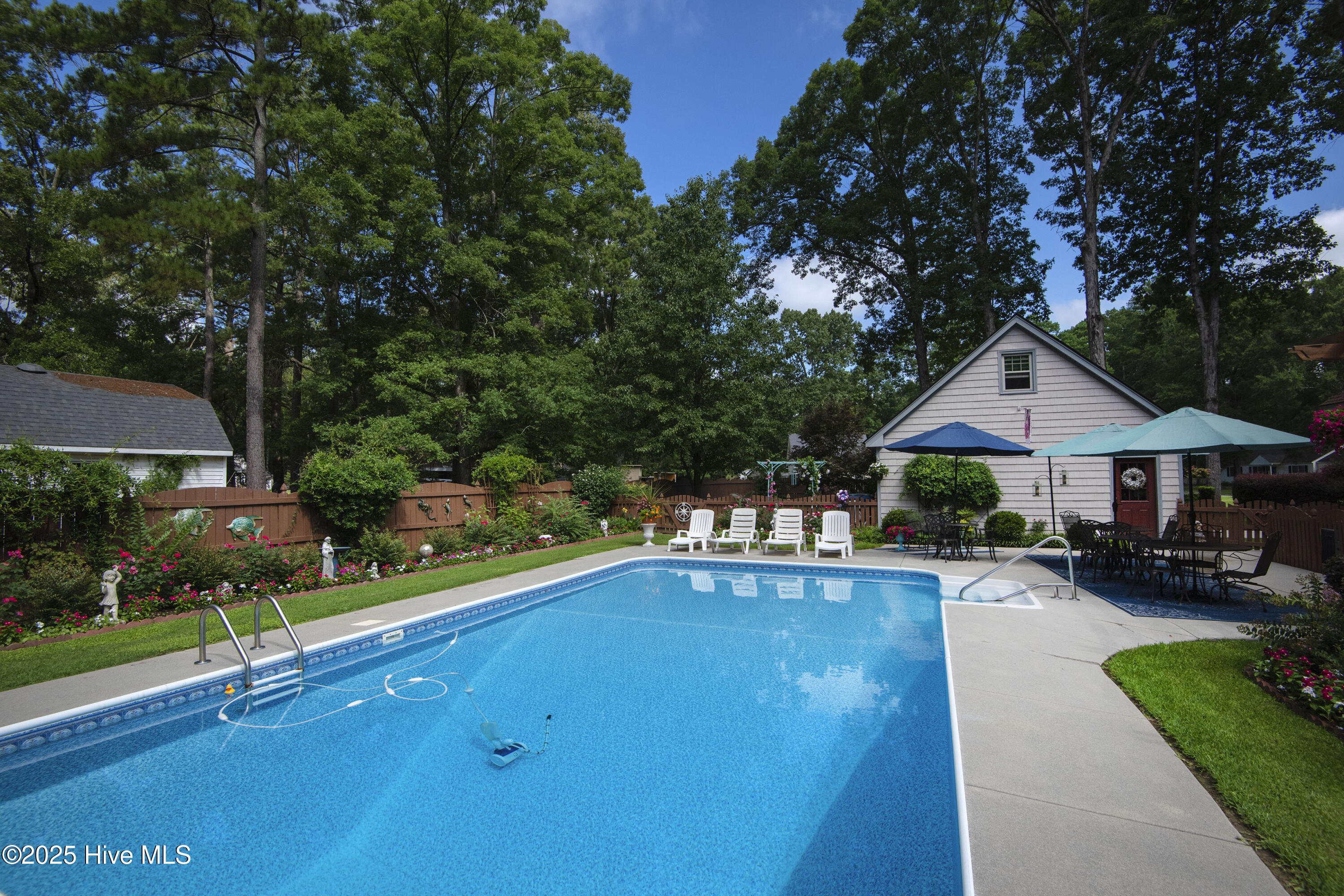 1406 Macon Place Property Photo 16