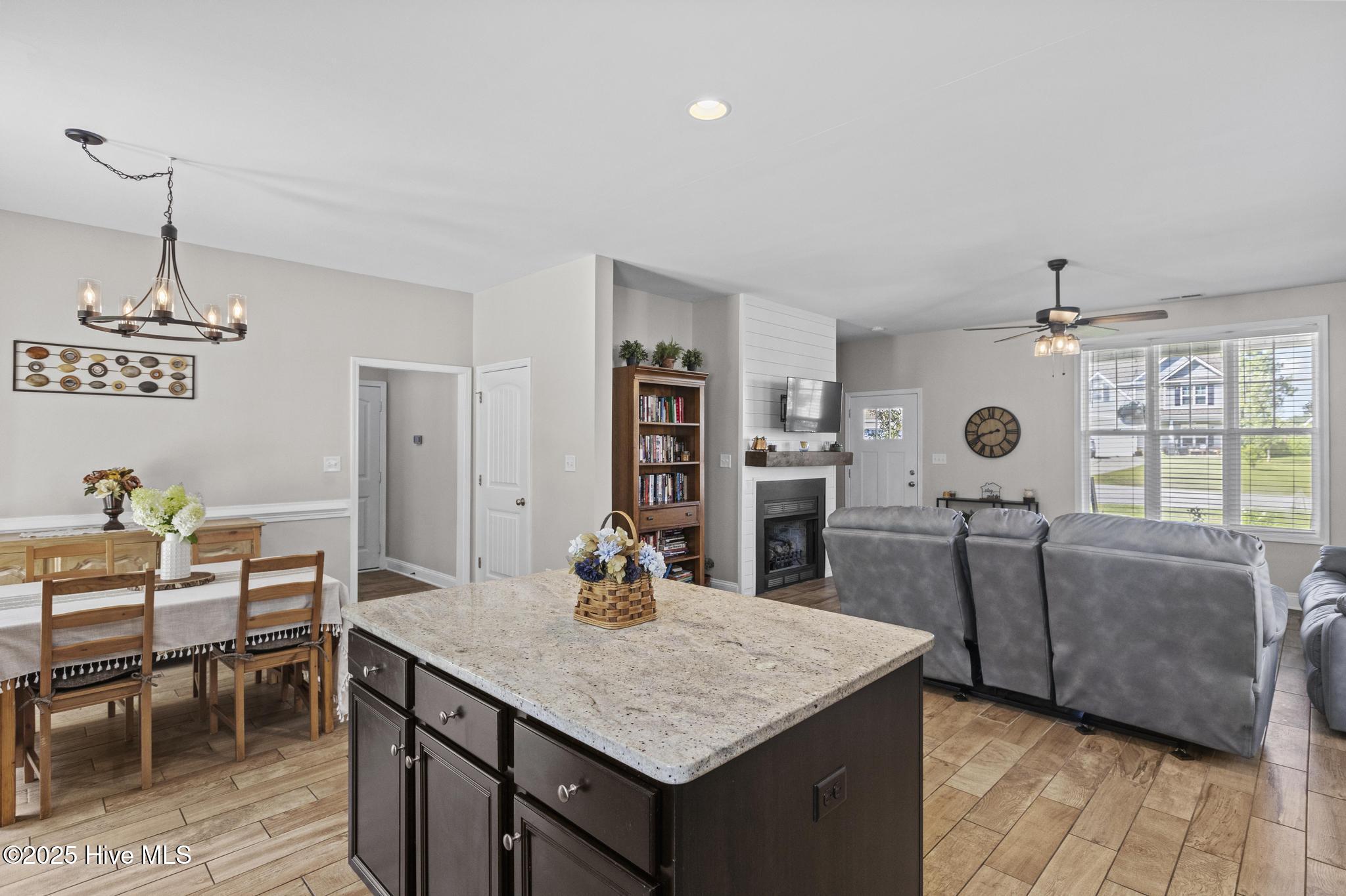 227 Admiral Court Property Photo 14