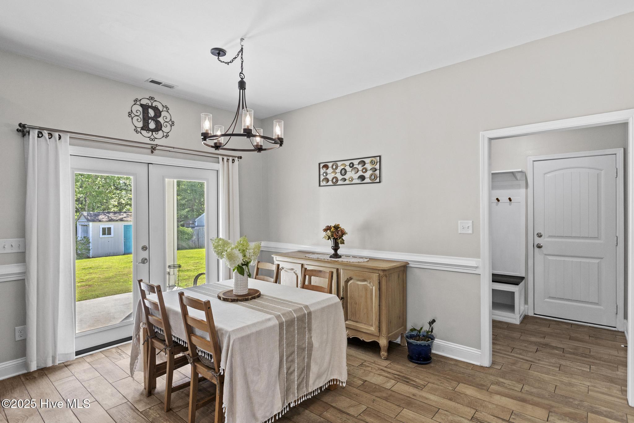 227 Admiral Court Property Photo 17