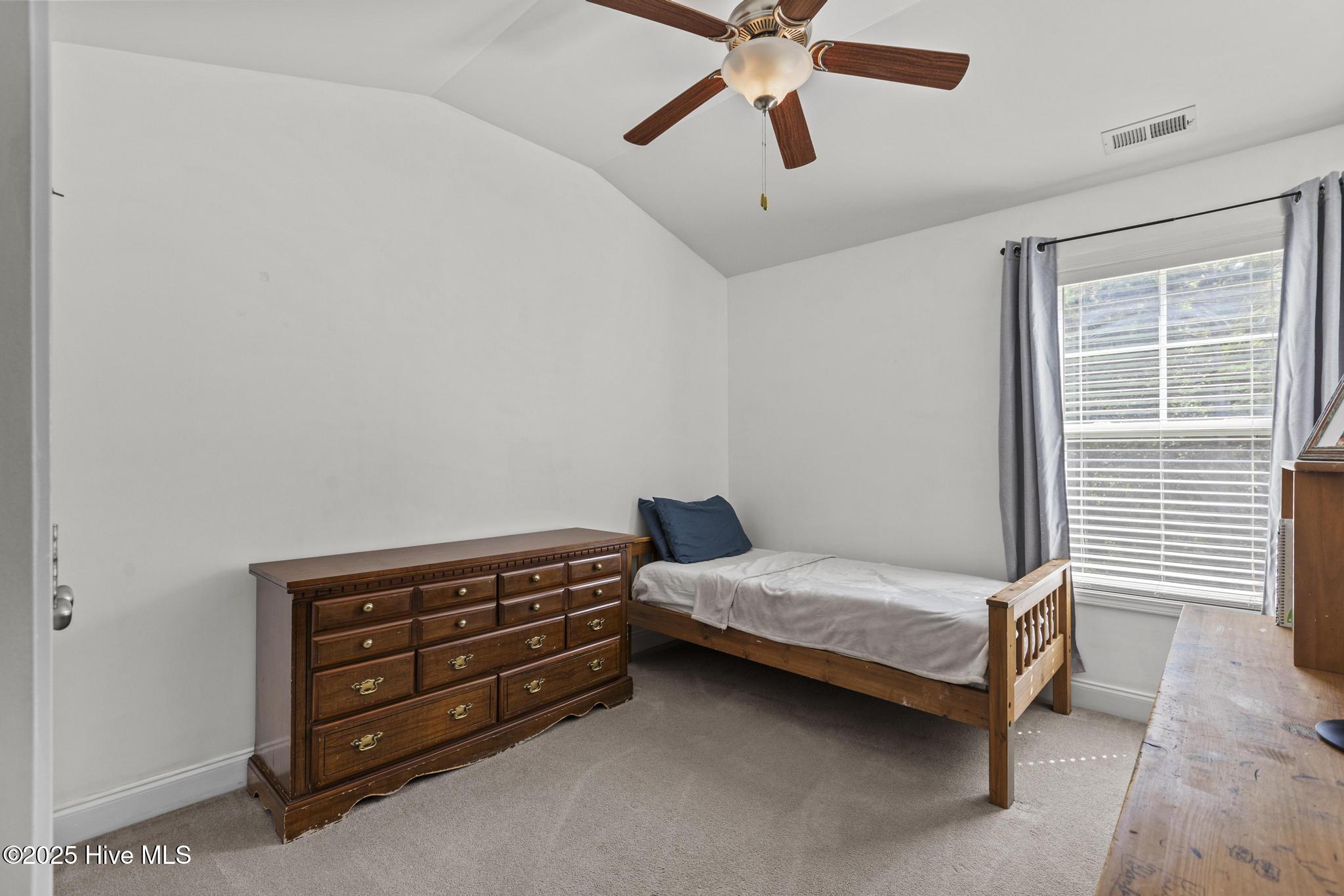 227 Admiral Court Property Photo 23