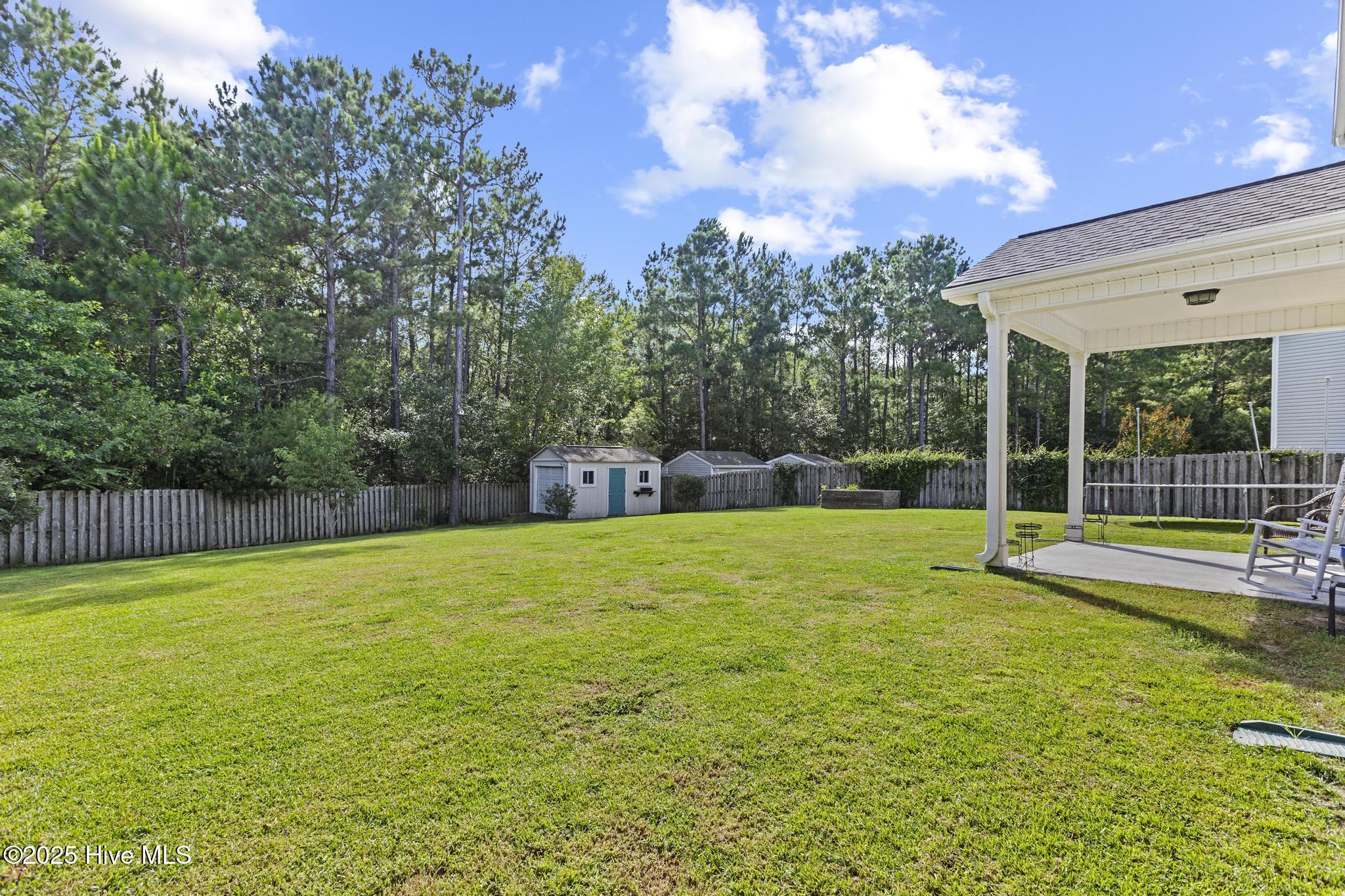 227 Admiral Court Property Photo 36