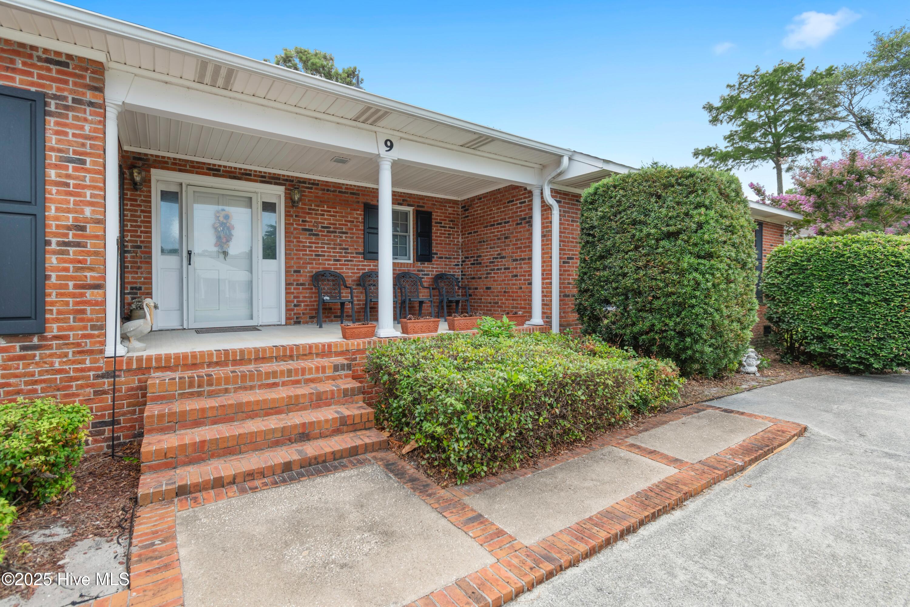 9 Quail Hollow Drive Property Photo 11