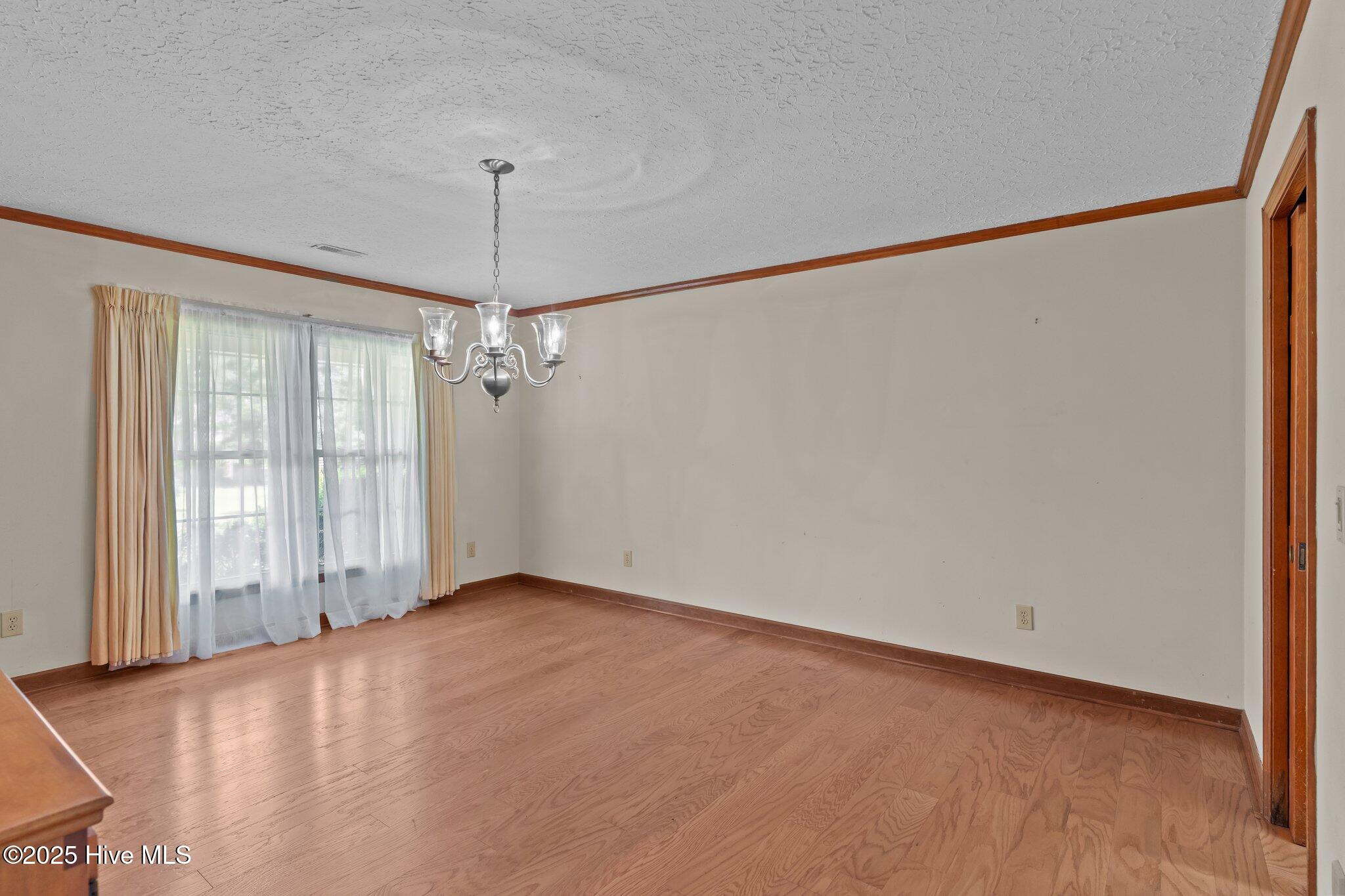 302 Foxhall Court Property Photo 29